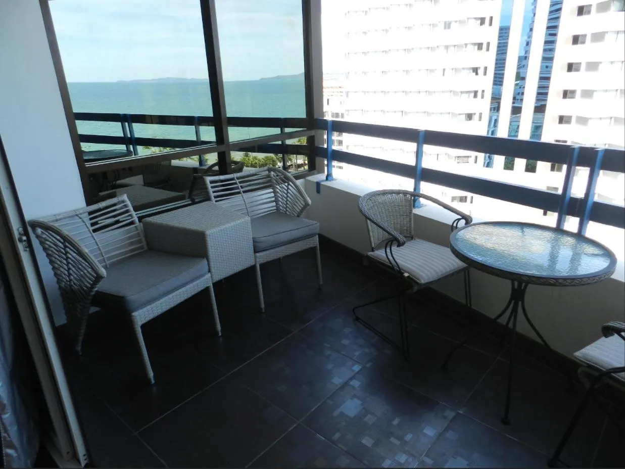 Balcony/Terrace in Jomtien PLAZA Condotel