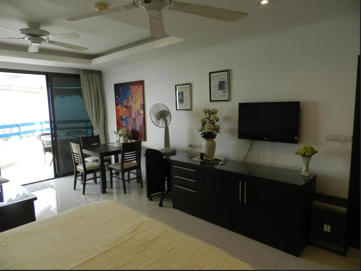 TV and multimedia in Jomtien PLAZA Condotel