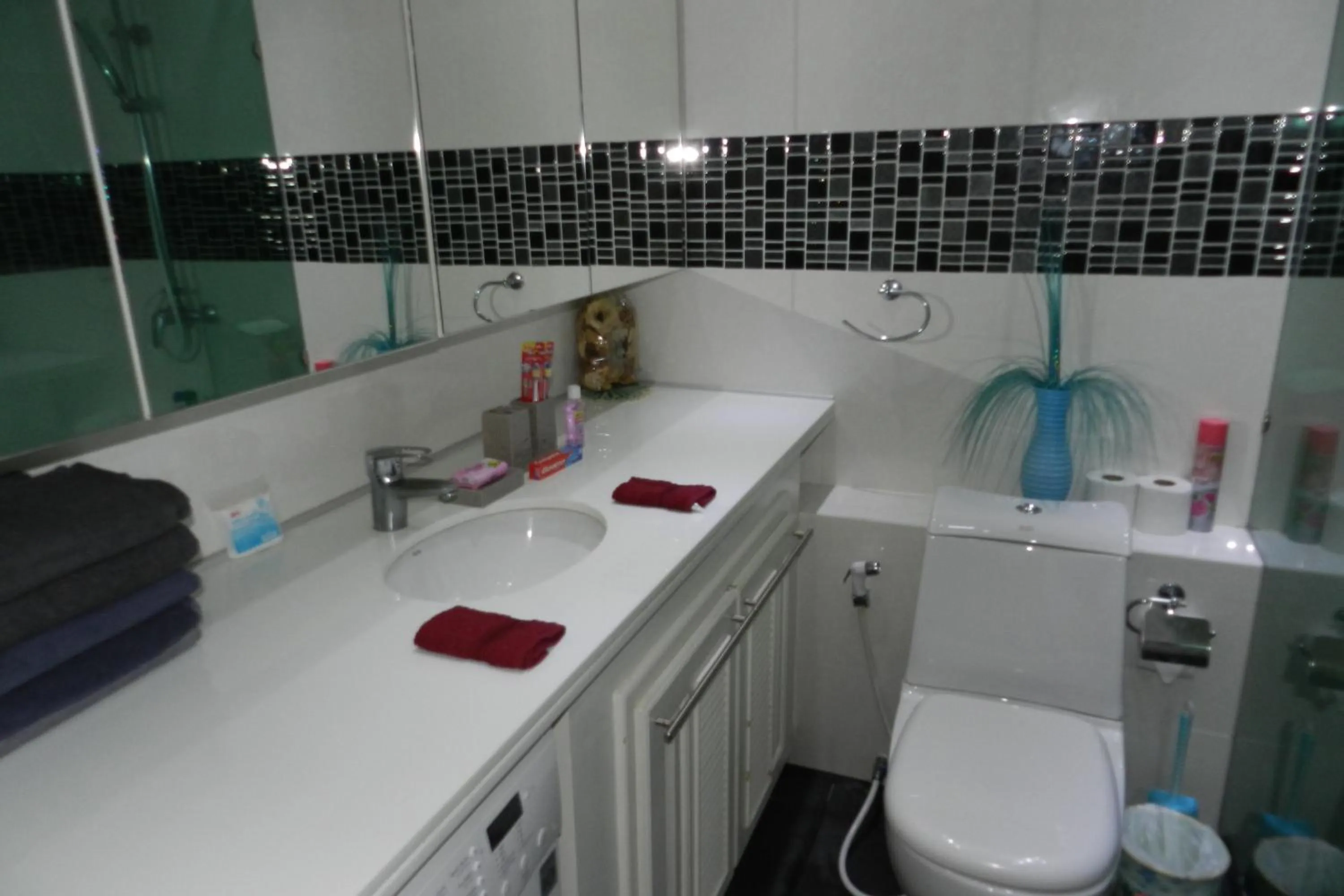 Toilet in Jomtien PLAZA Condotel