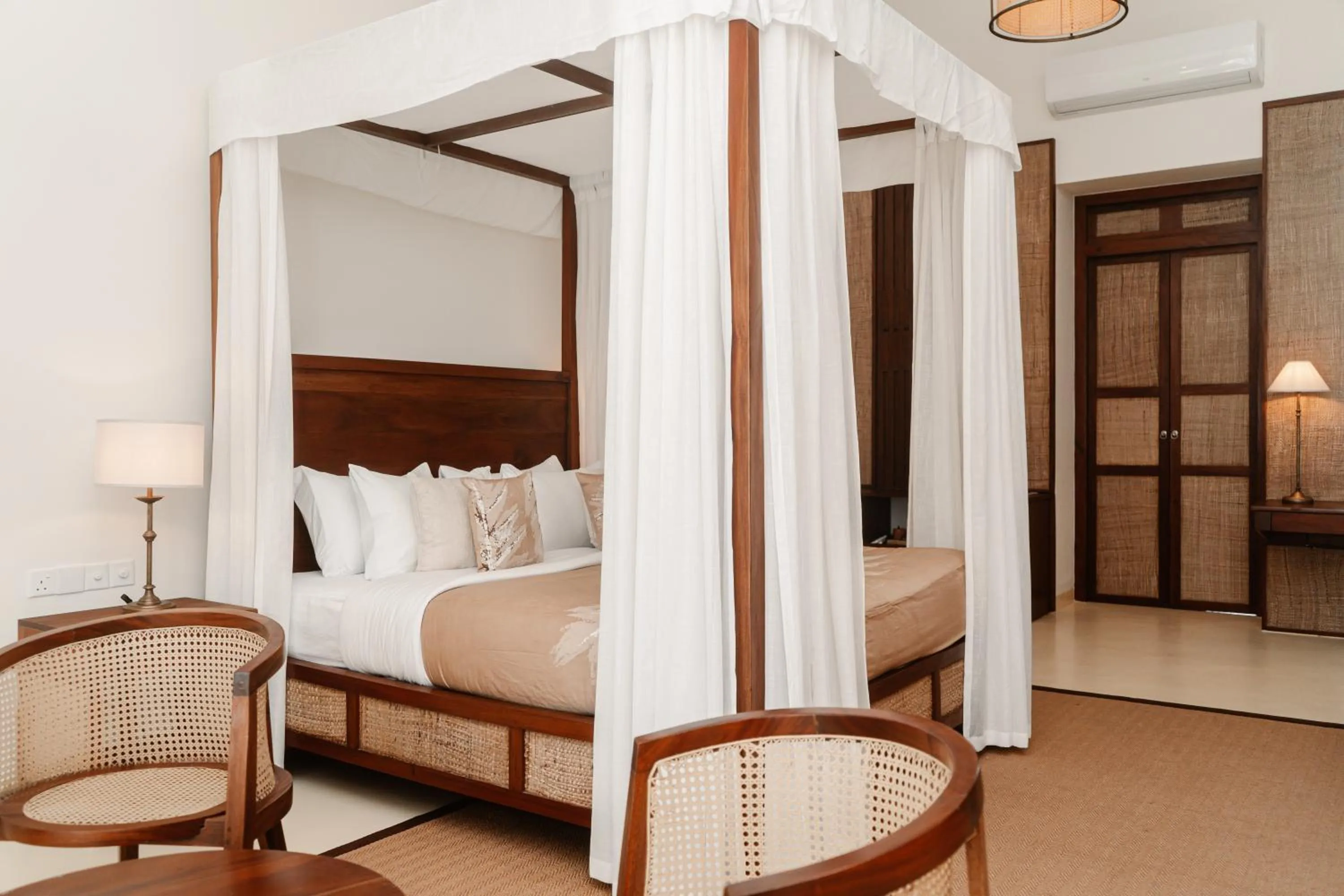 Bedroom, Bed in Mosvold Villa