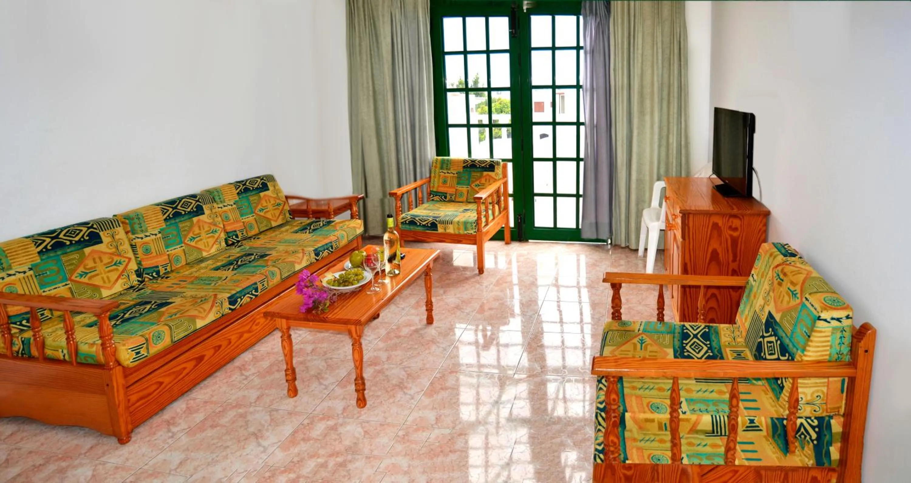 Living room in Apartamentos Tisalaya
