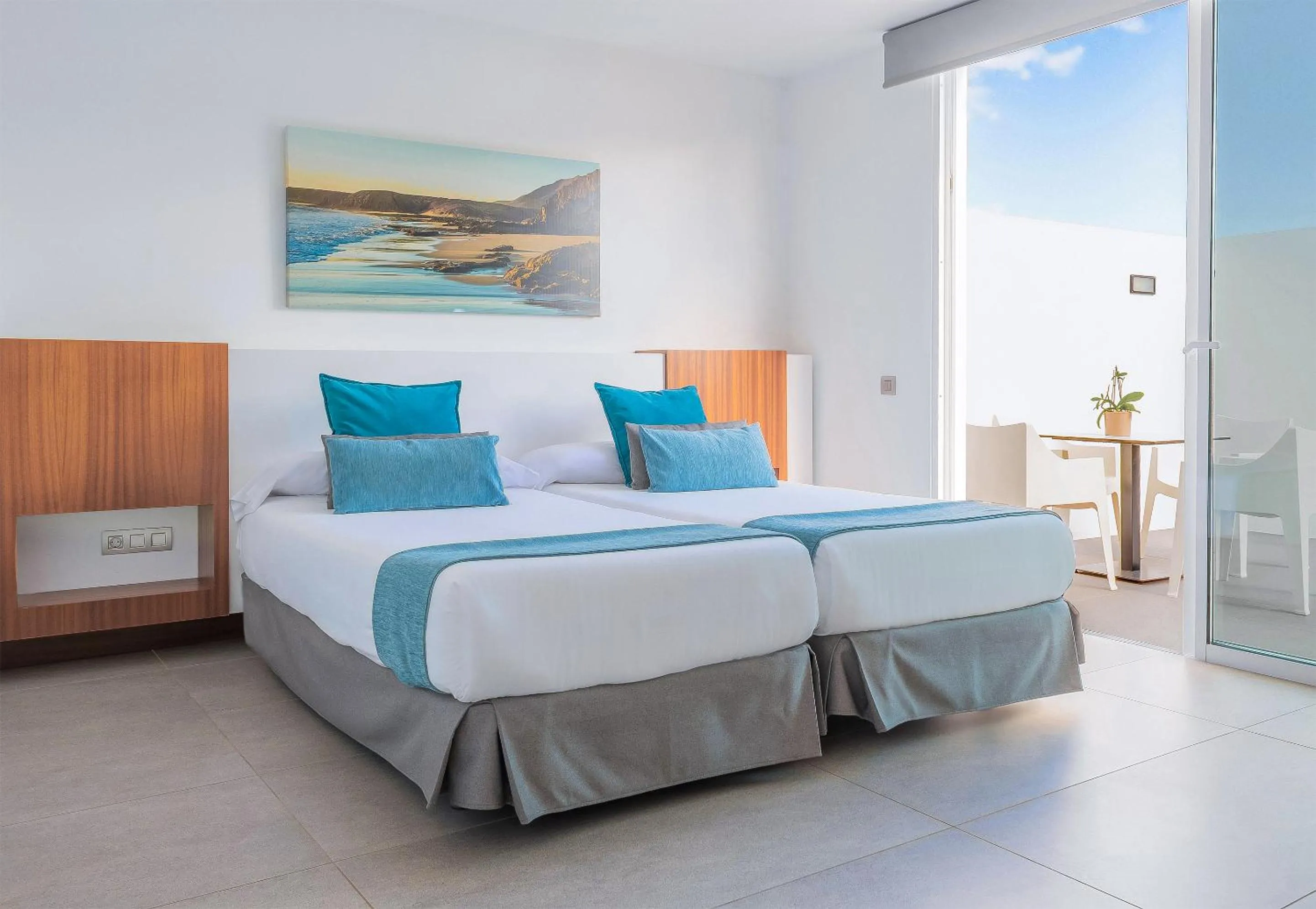 Property building in Hyde Park Lane Villas