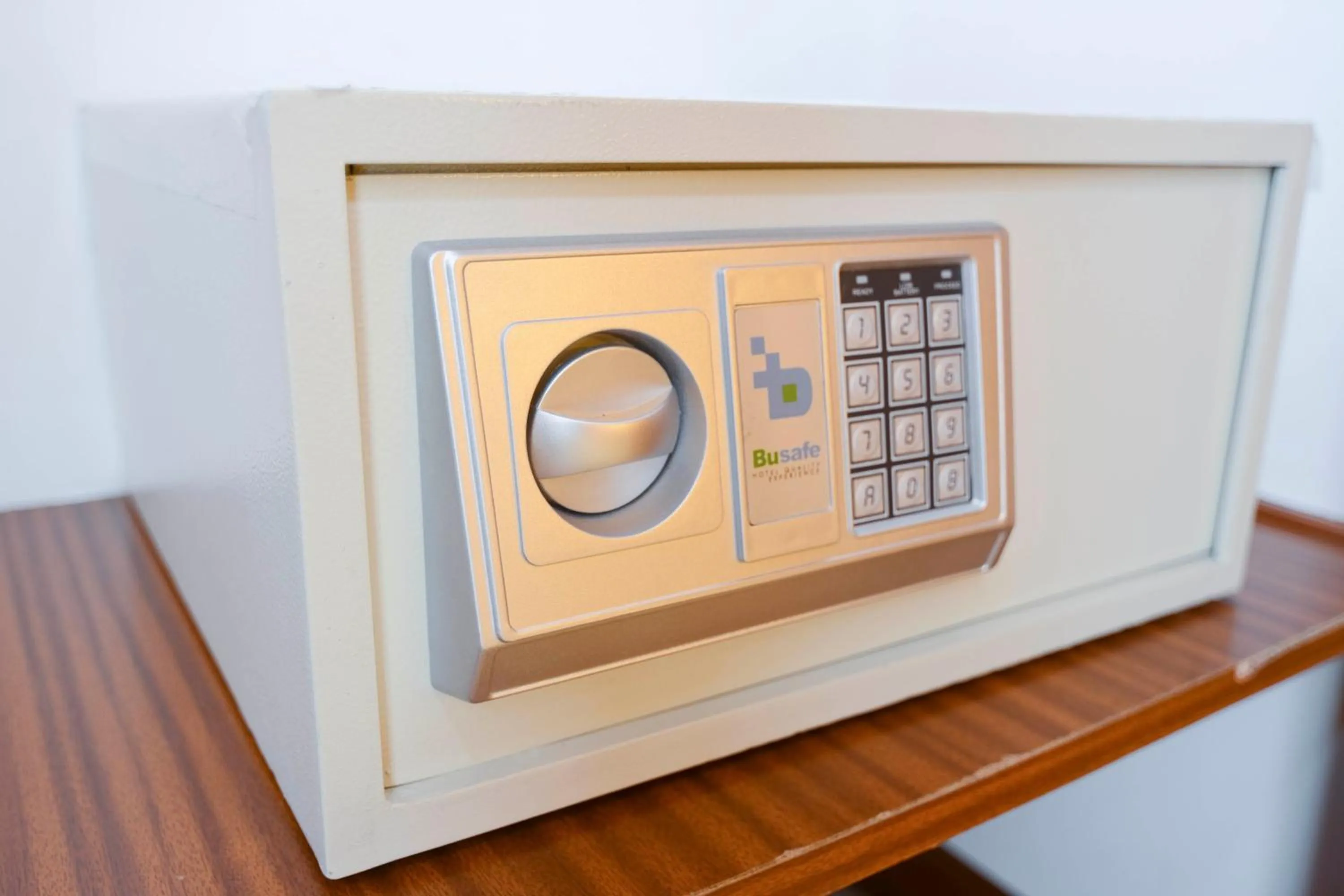 safe in Hostal Edreira