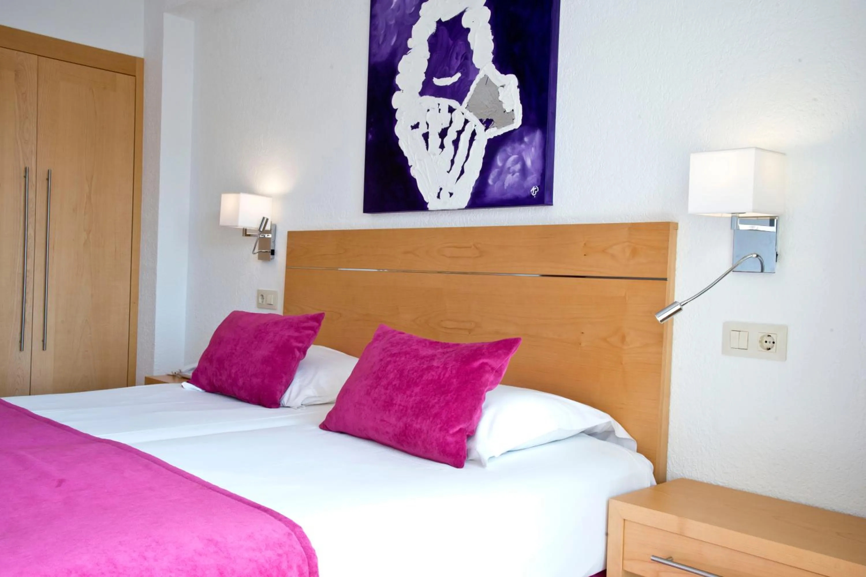 Decorative detail, Bed in Hotel Capricho