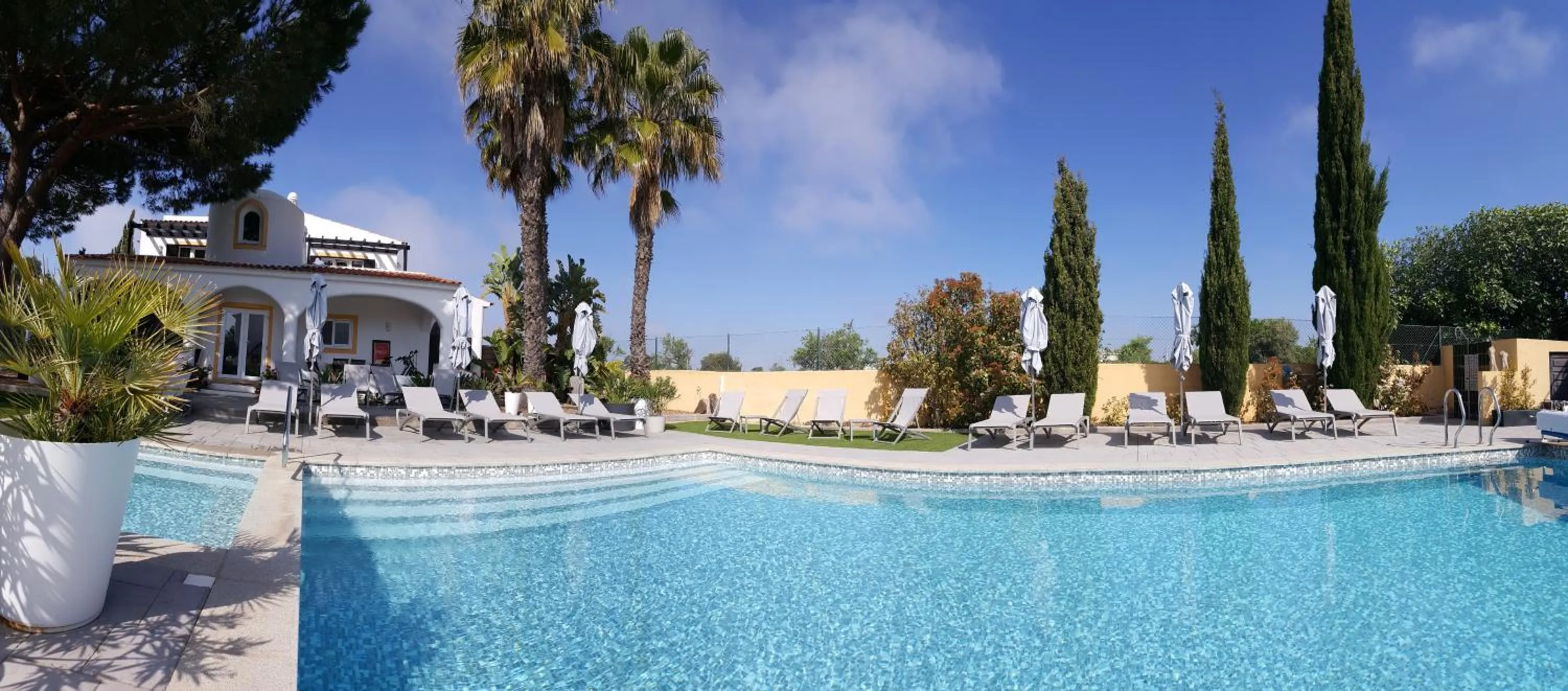Pool view in Casa Bela Moura, Boutique Hotel & Wine