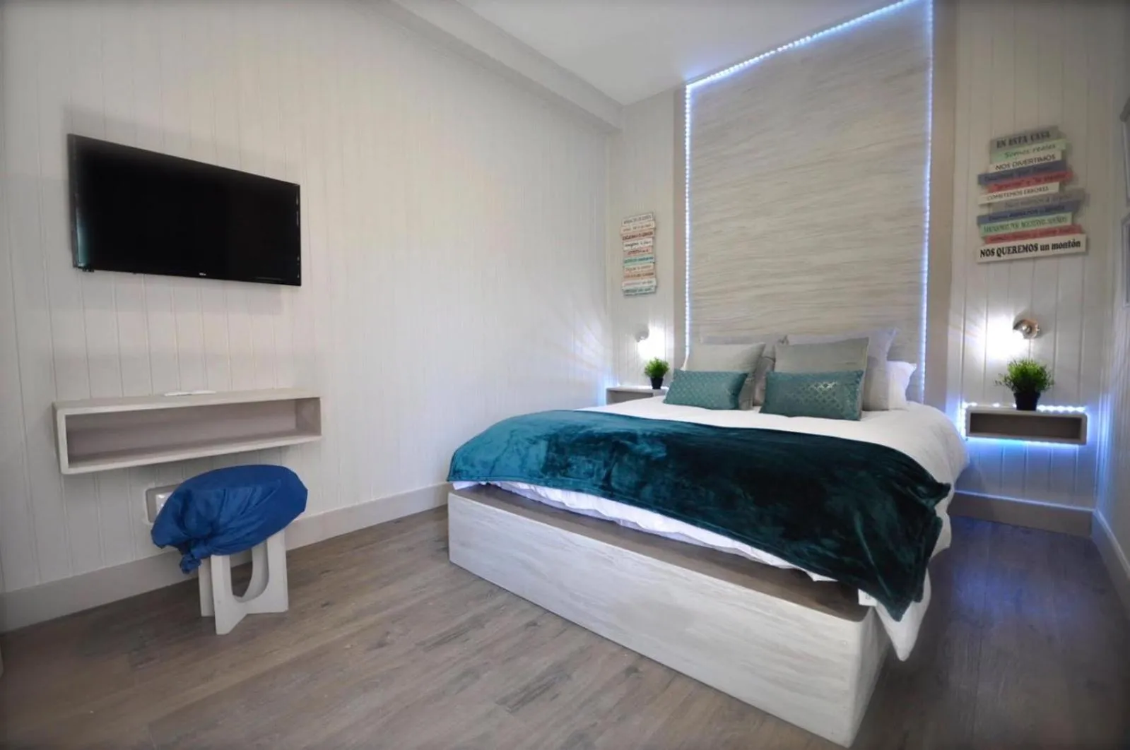 Double Room with Private Bathroom - single occupancy in Villa Palma