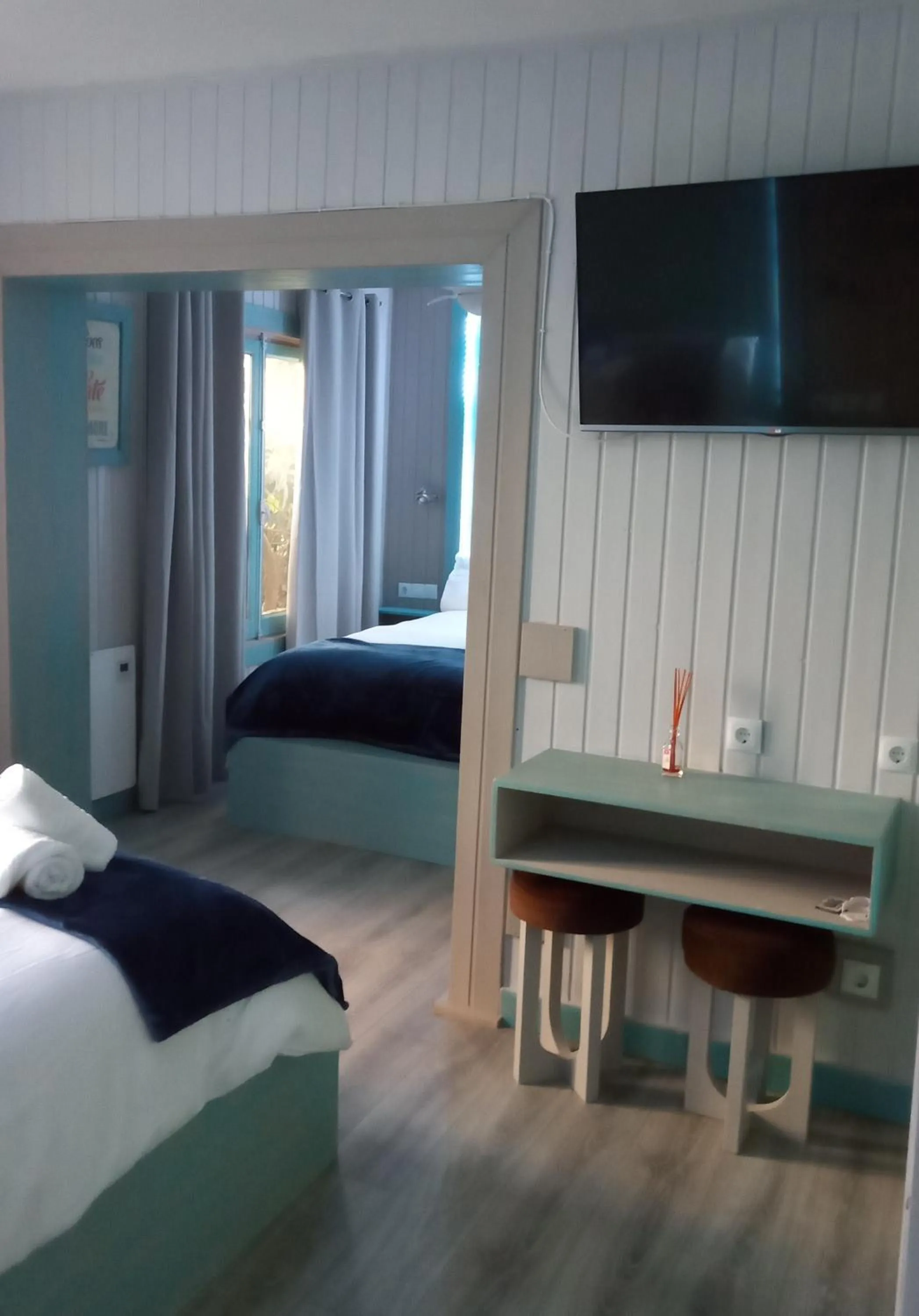 Property building, Bed in Villa Palma