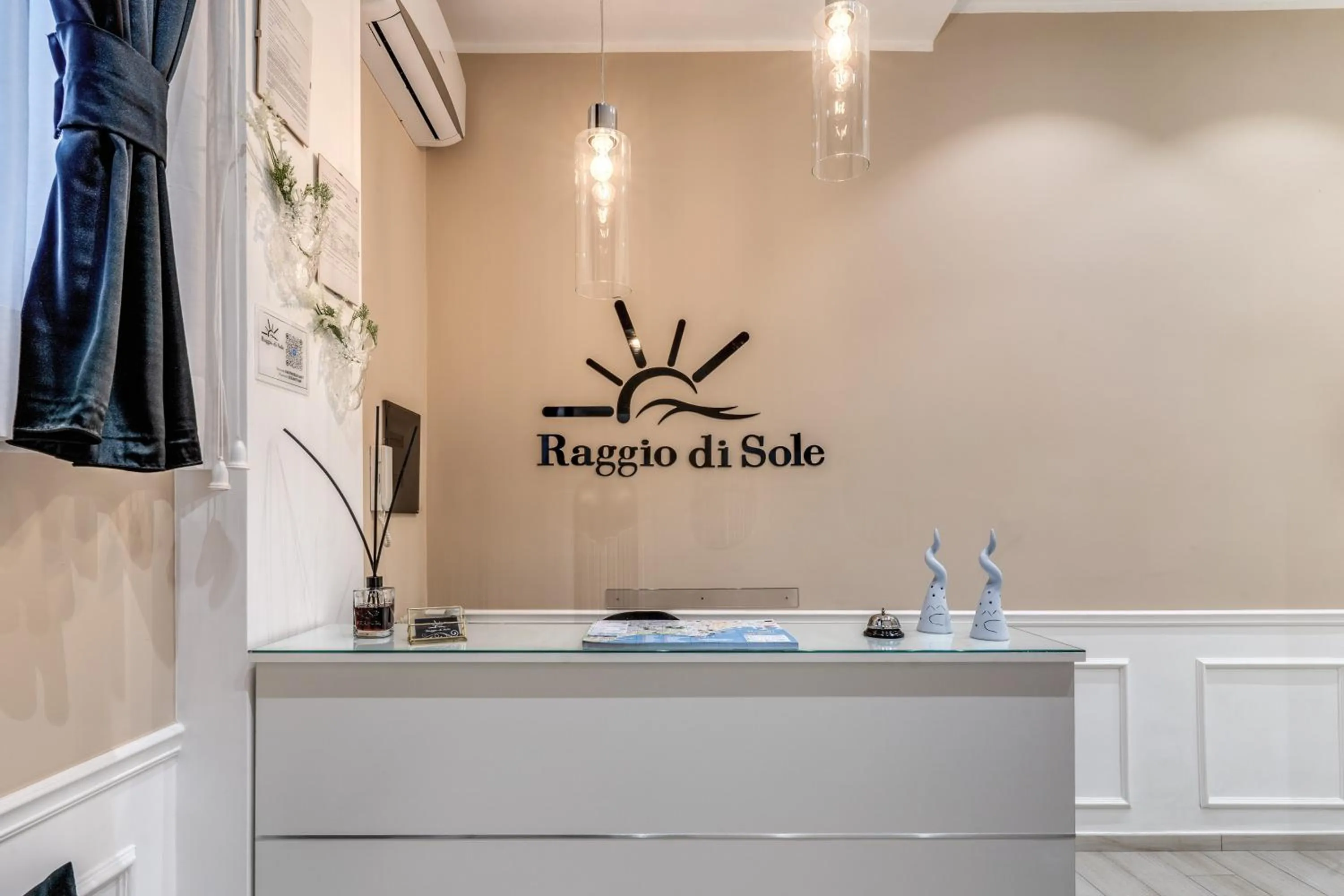 Lobby or reception in RAGGIO DI SOLE - ATAROOMS Collection