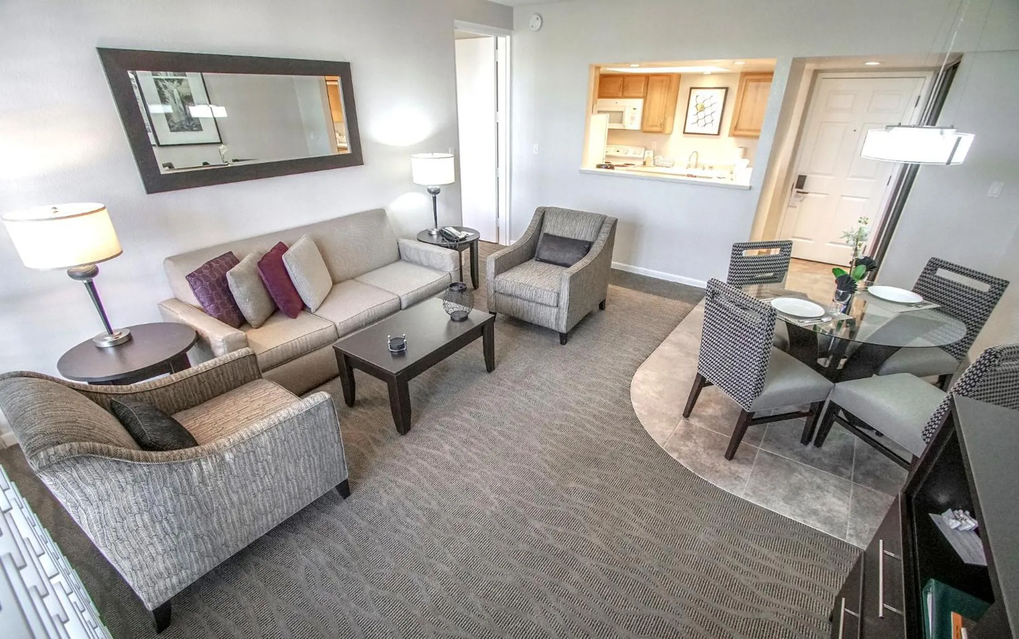 Living room in Palm Springs Tennis Club