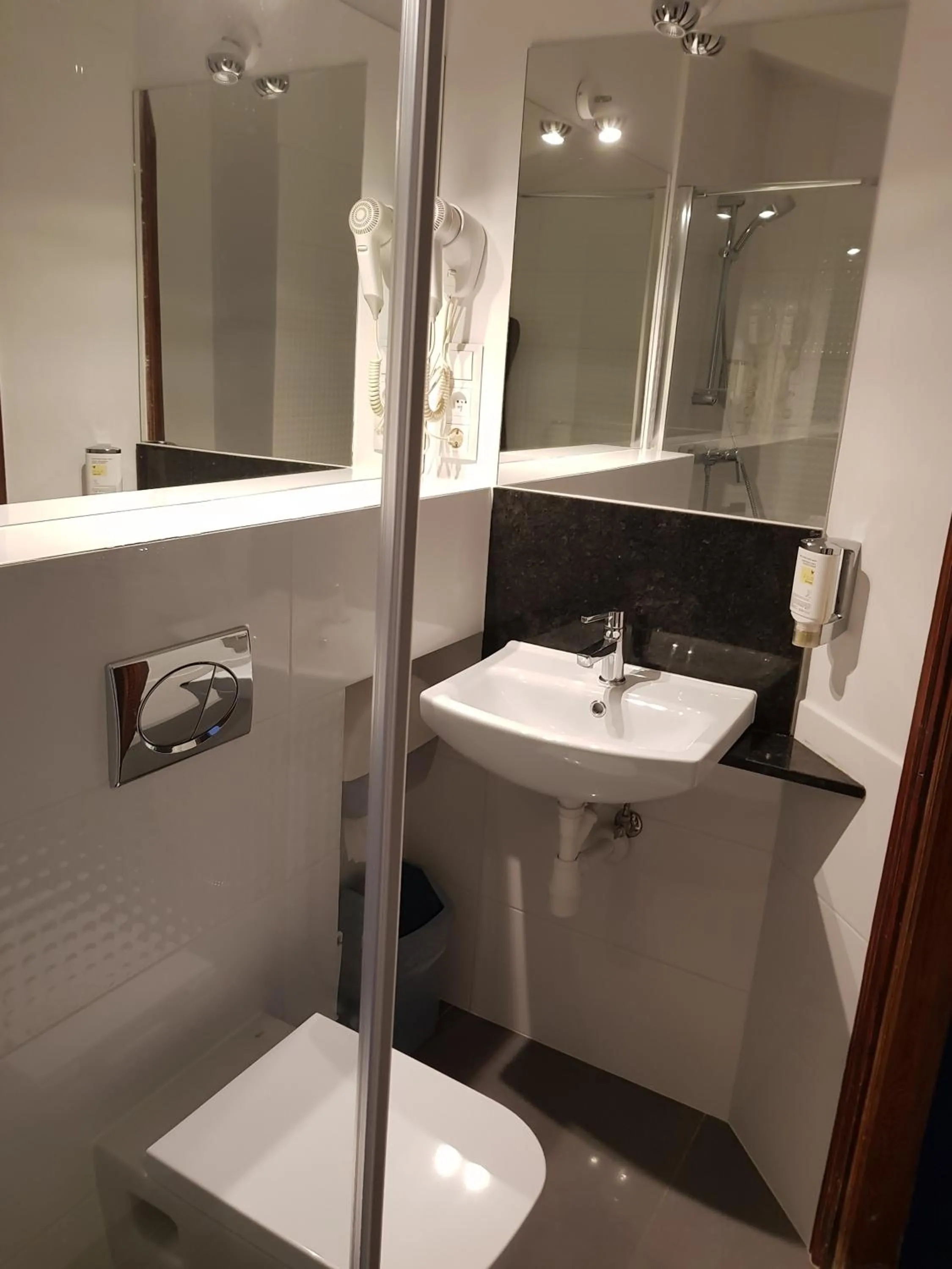 Photo of the whole room in Zajazd Pod Gwiazdami