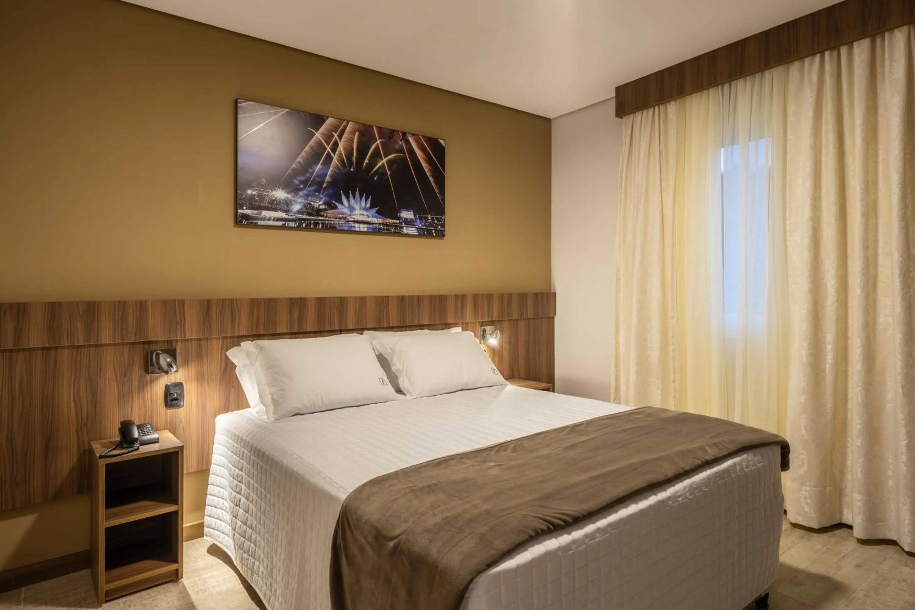 Photo of the whole room, Bed in Hotel Fioreze Primo - 800m da Rua Coberta