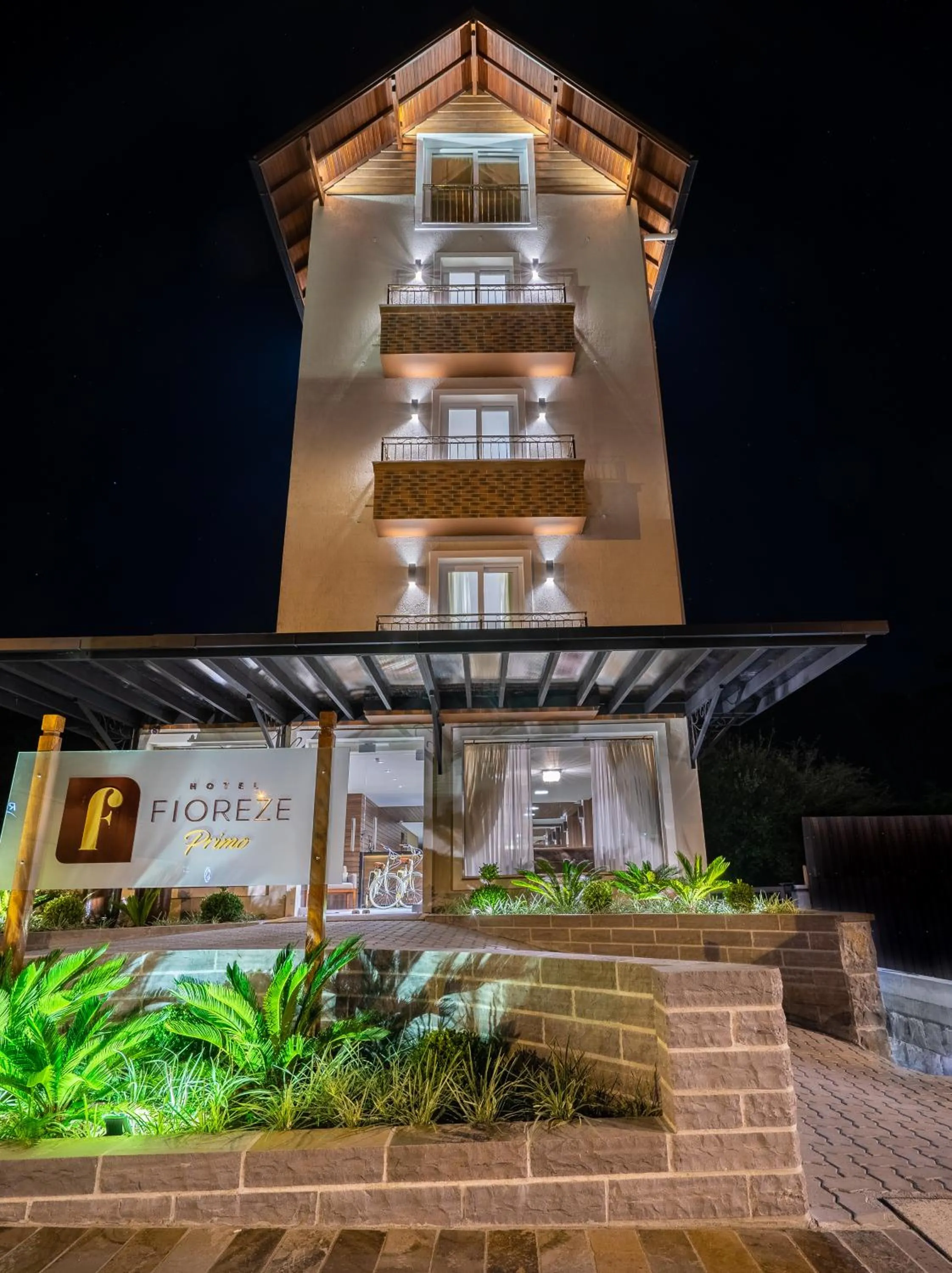 Property building in Hotel Fioreze Primo - 800m da Rua Coberta