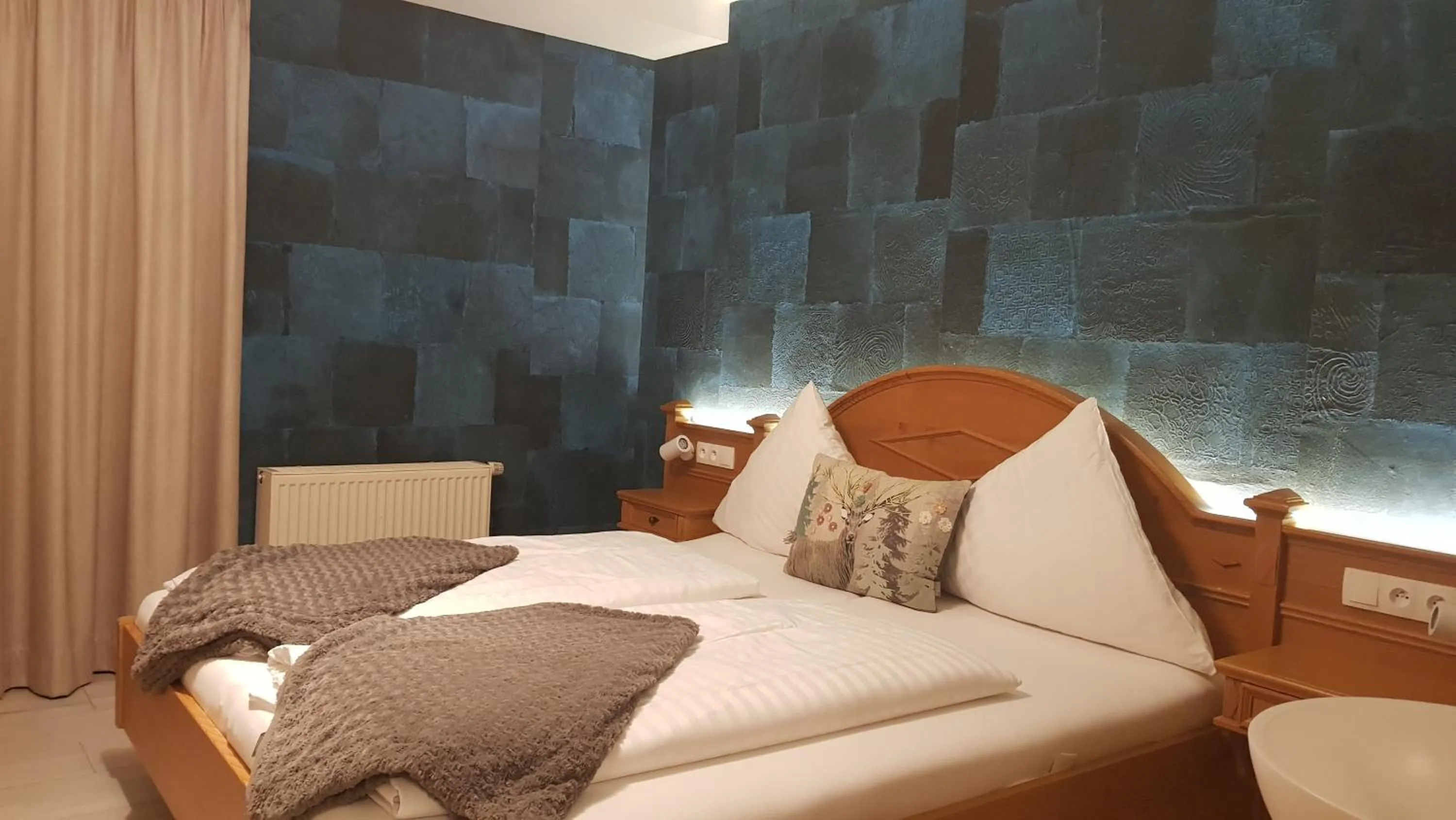 Bed in Hostellerie Les Bagenelles