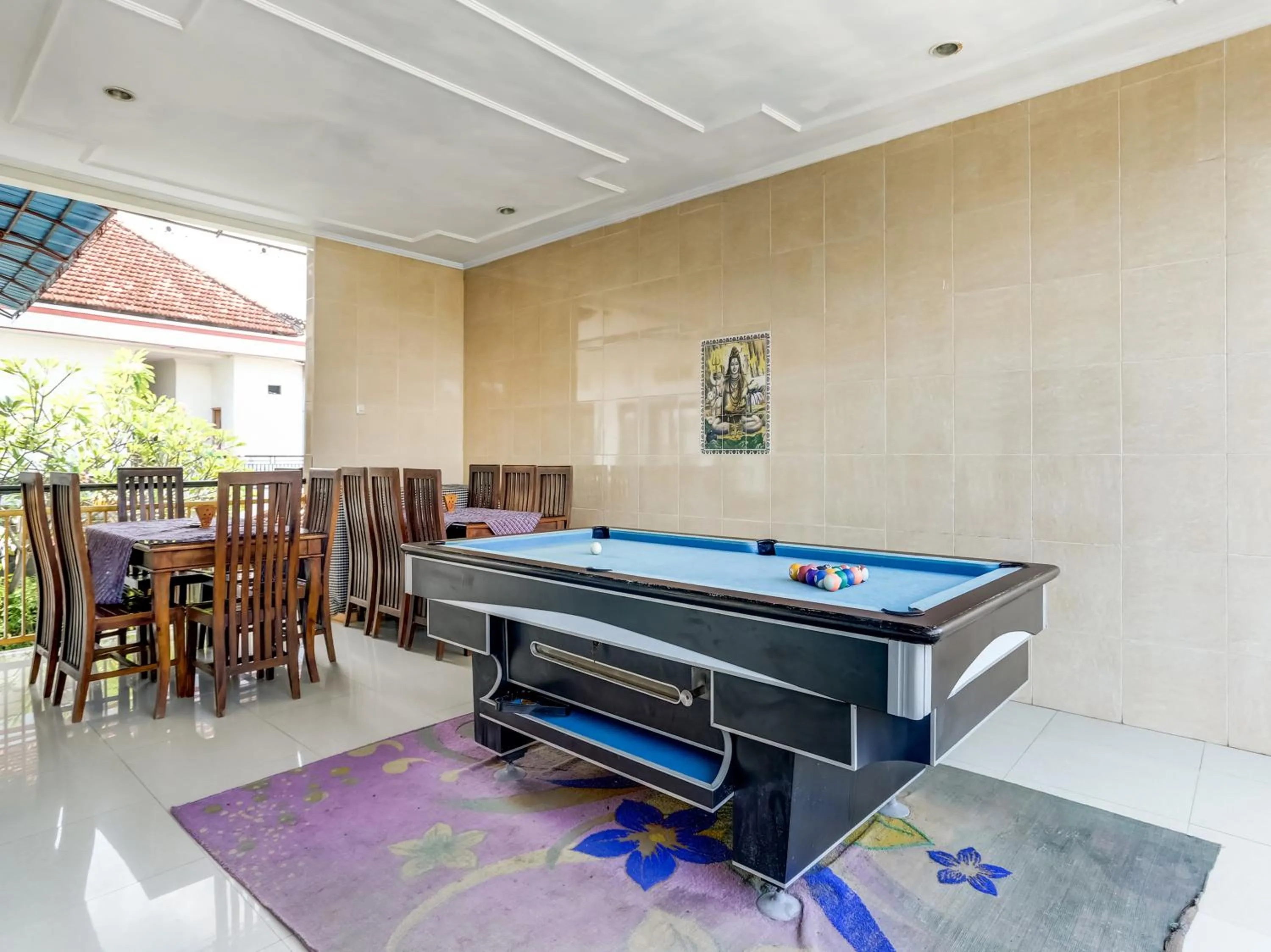 Restaurant/places to eat in Antara Sunset Road