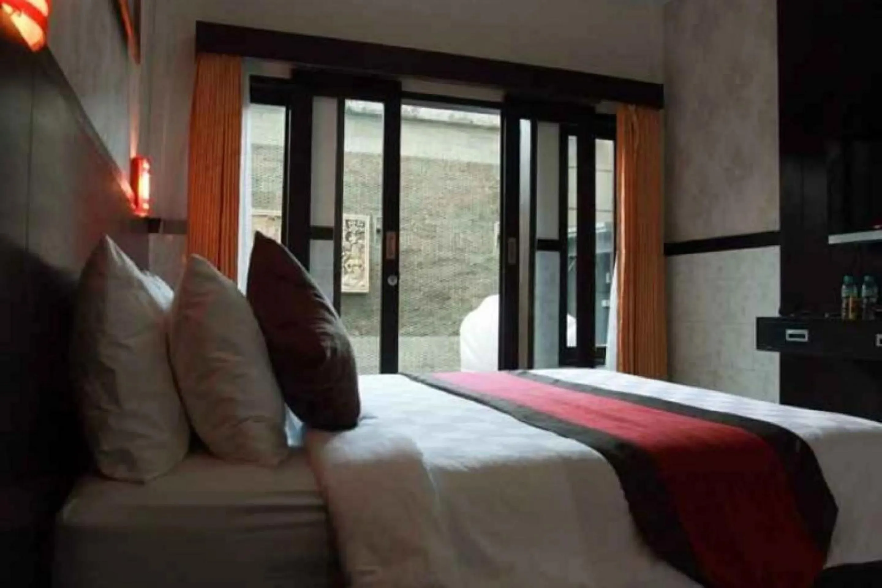 Bed in Antara Sunset Road