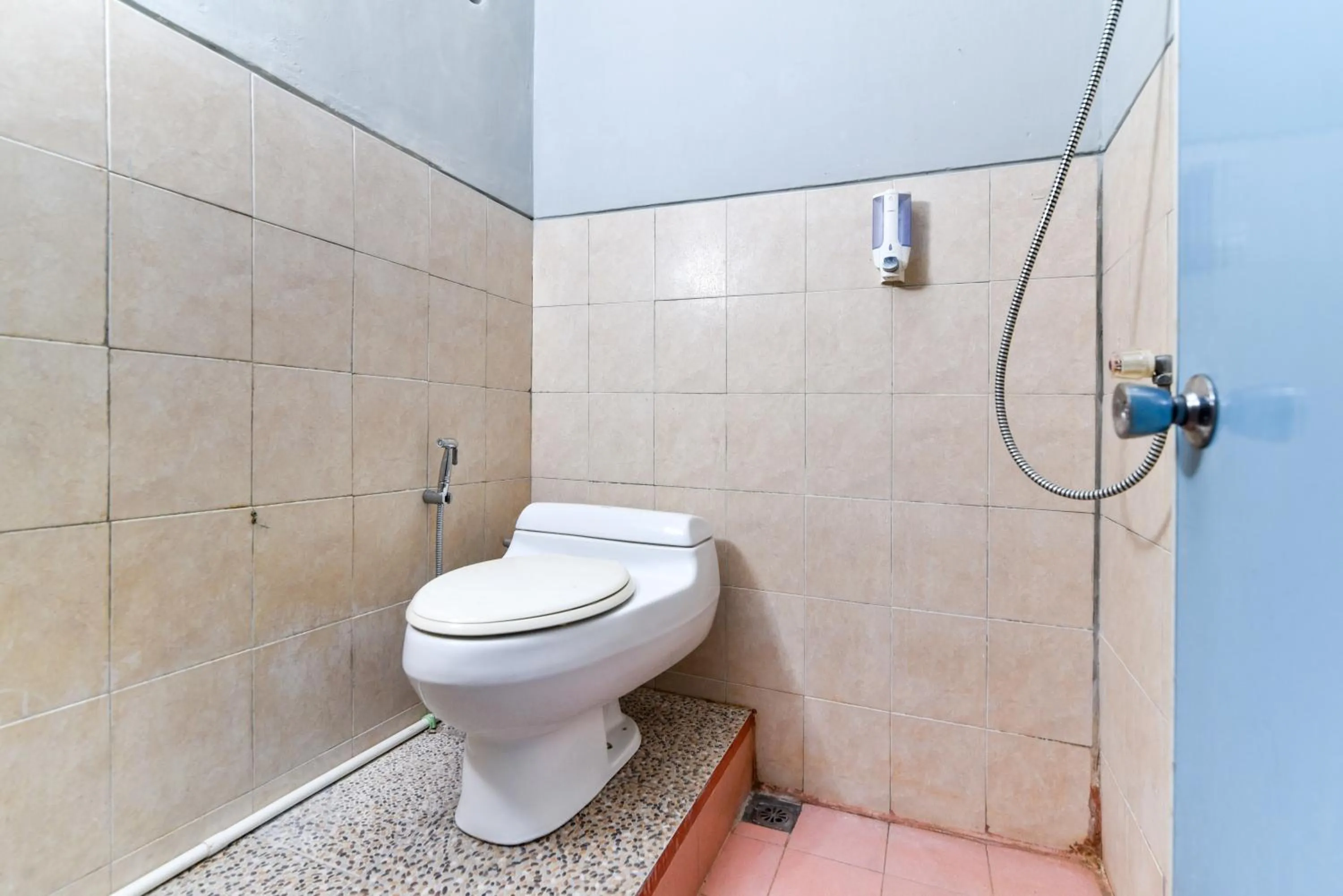 Bathroom in RedDoorz near Teuku Umar Barat Denpasar