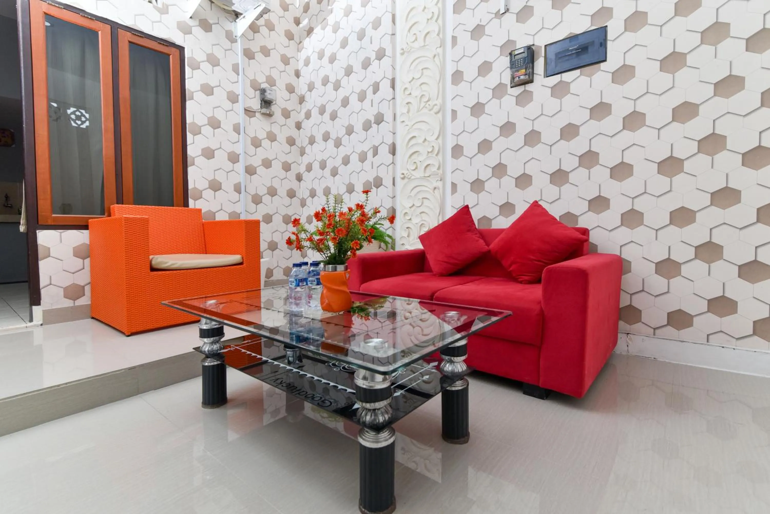 Lobby or reception in RedDoorz near Teuku Umar Barat Denpasar