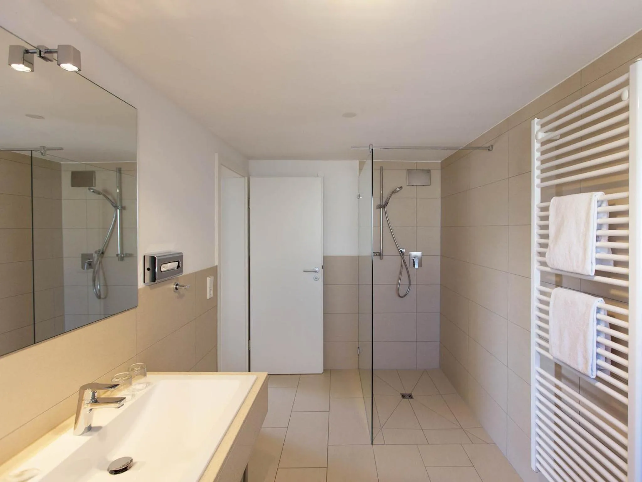 Shower in Hotel Seepark Garni