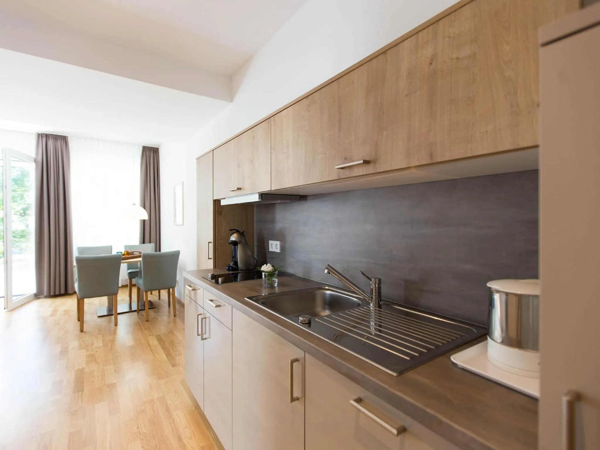 Kitchen or kitchenette in Hotel Seepark Garni
