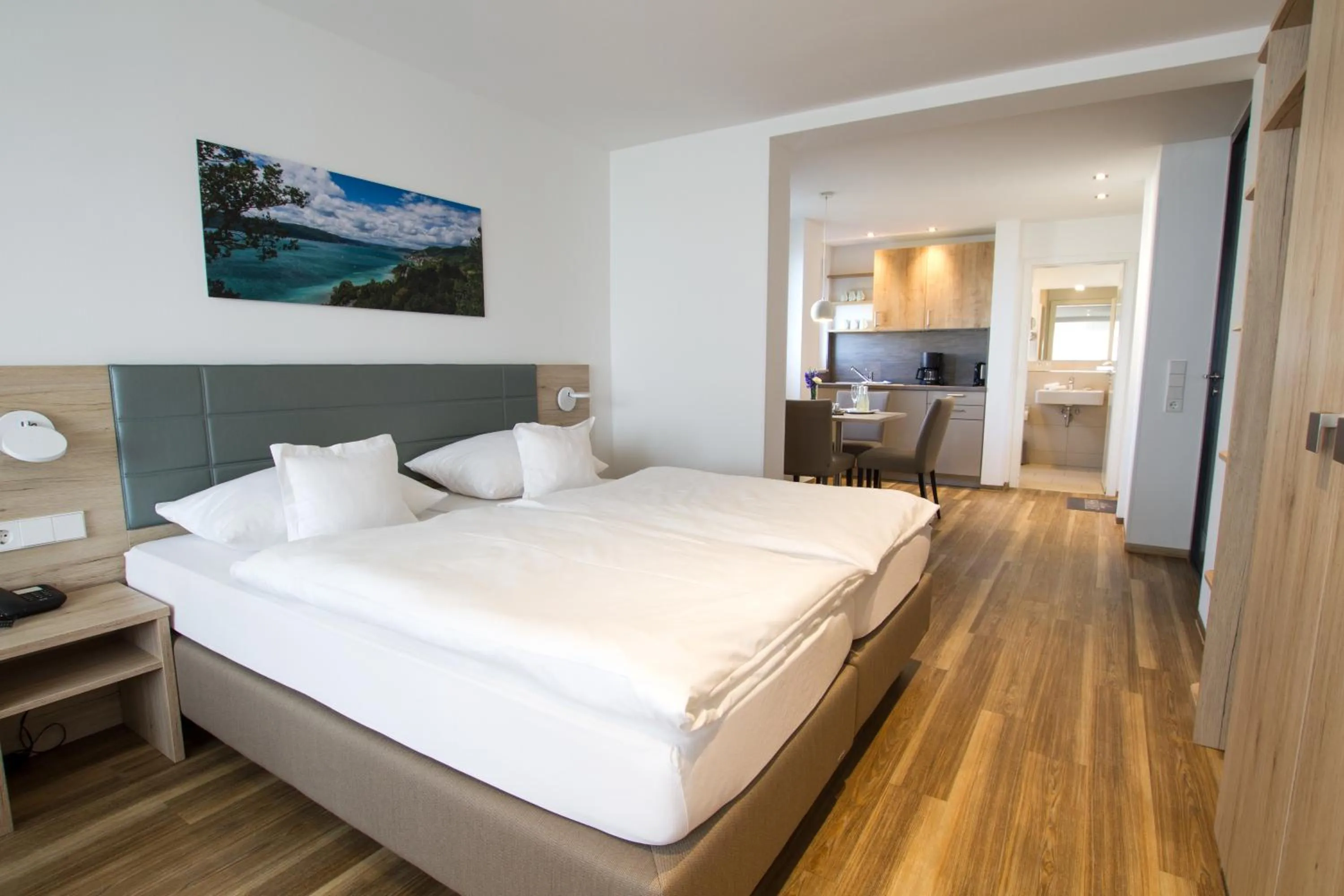 Photo of the whole room, Bed in Hotel Seepark Garni