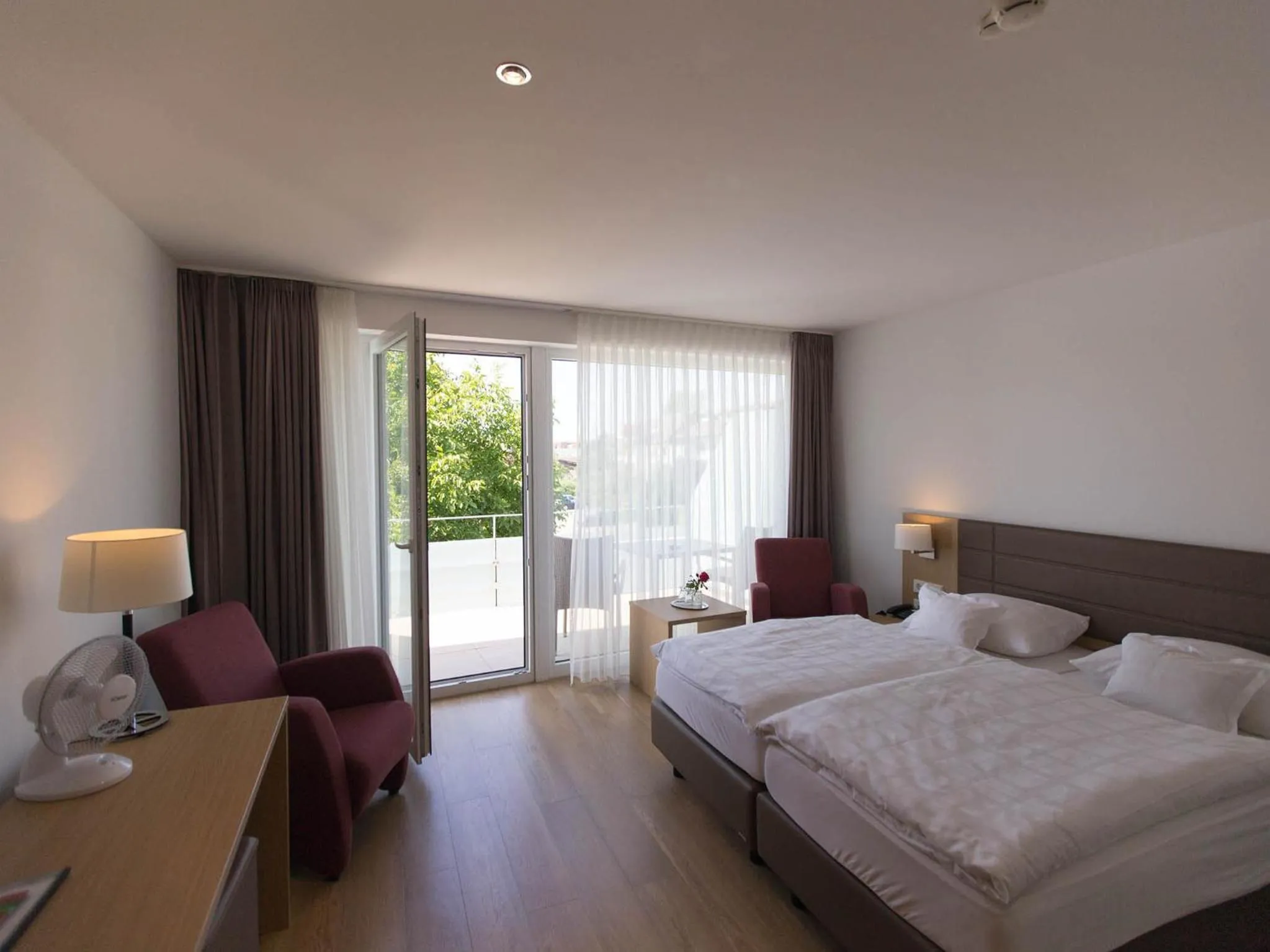 Photo of the whole room, Bed in Hotel Seepark Garni