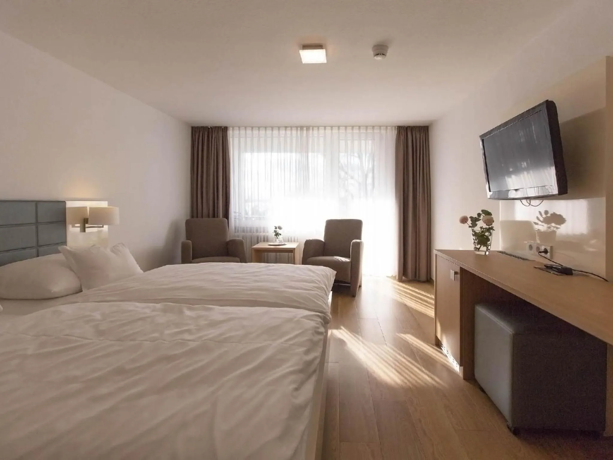 Day, Bed in Hotel Seepark Garni