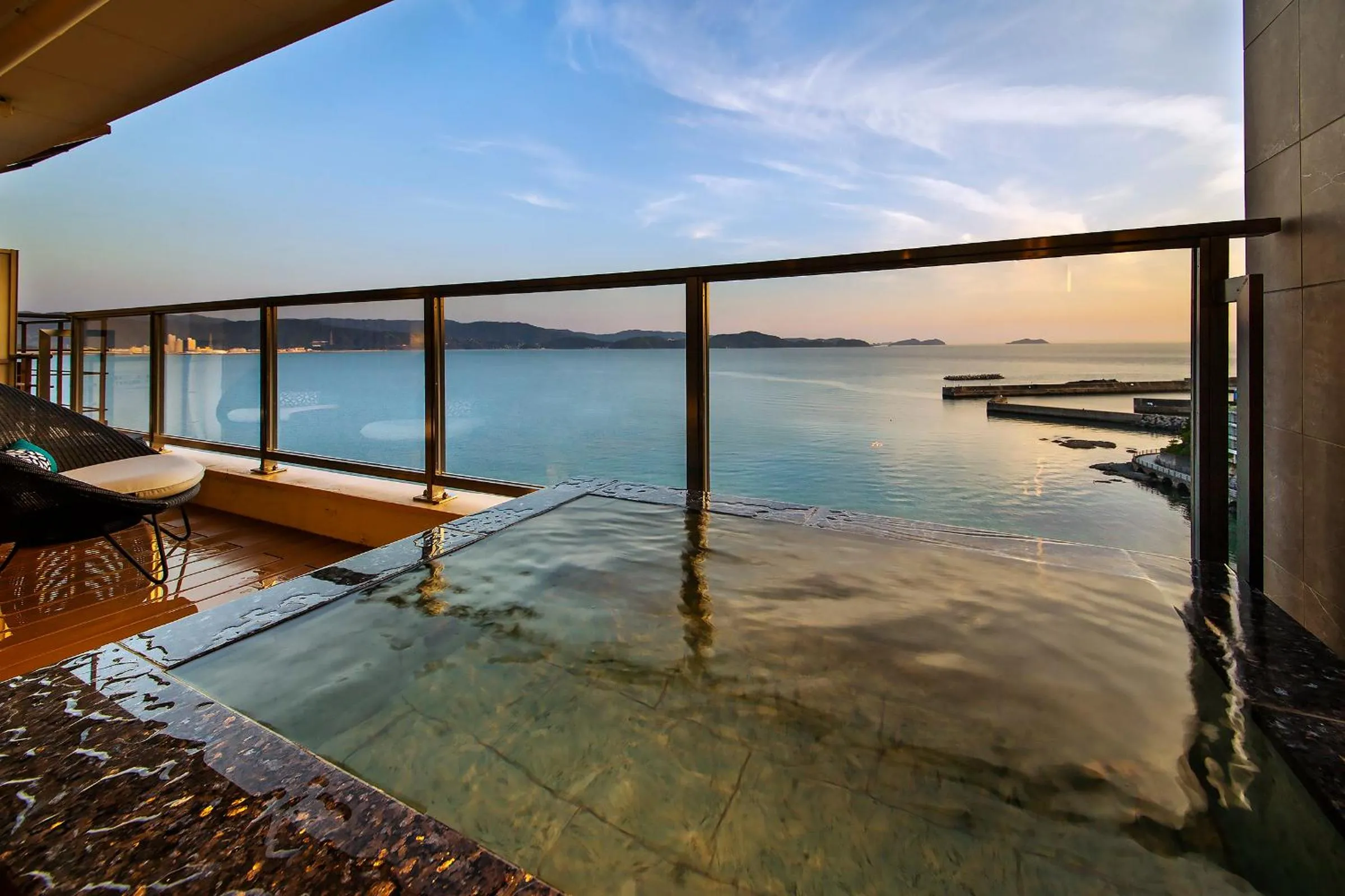 Open Air Bath in Manpa Resort