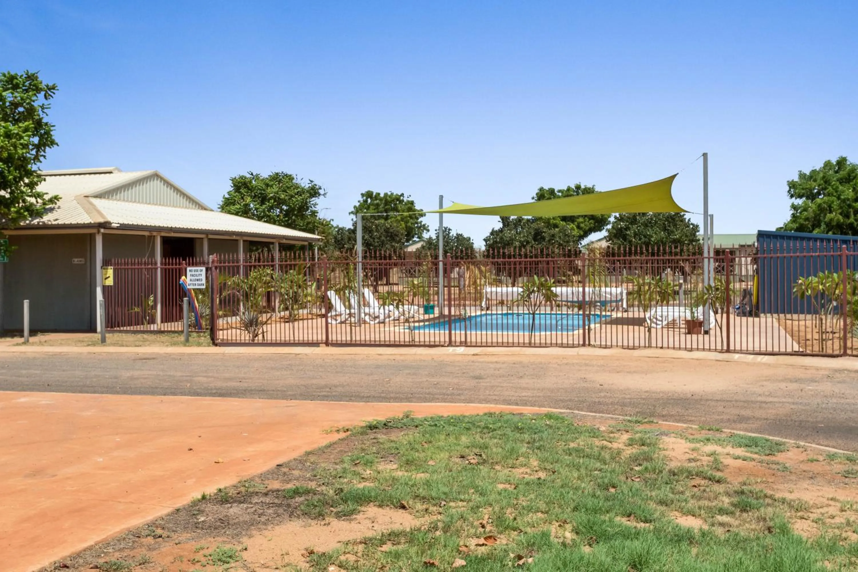 Swimming pool in The Cove Holiday Village