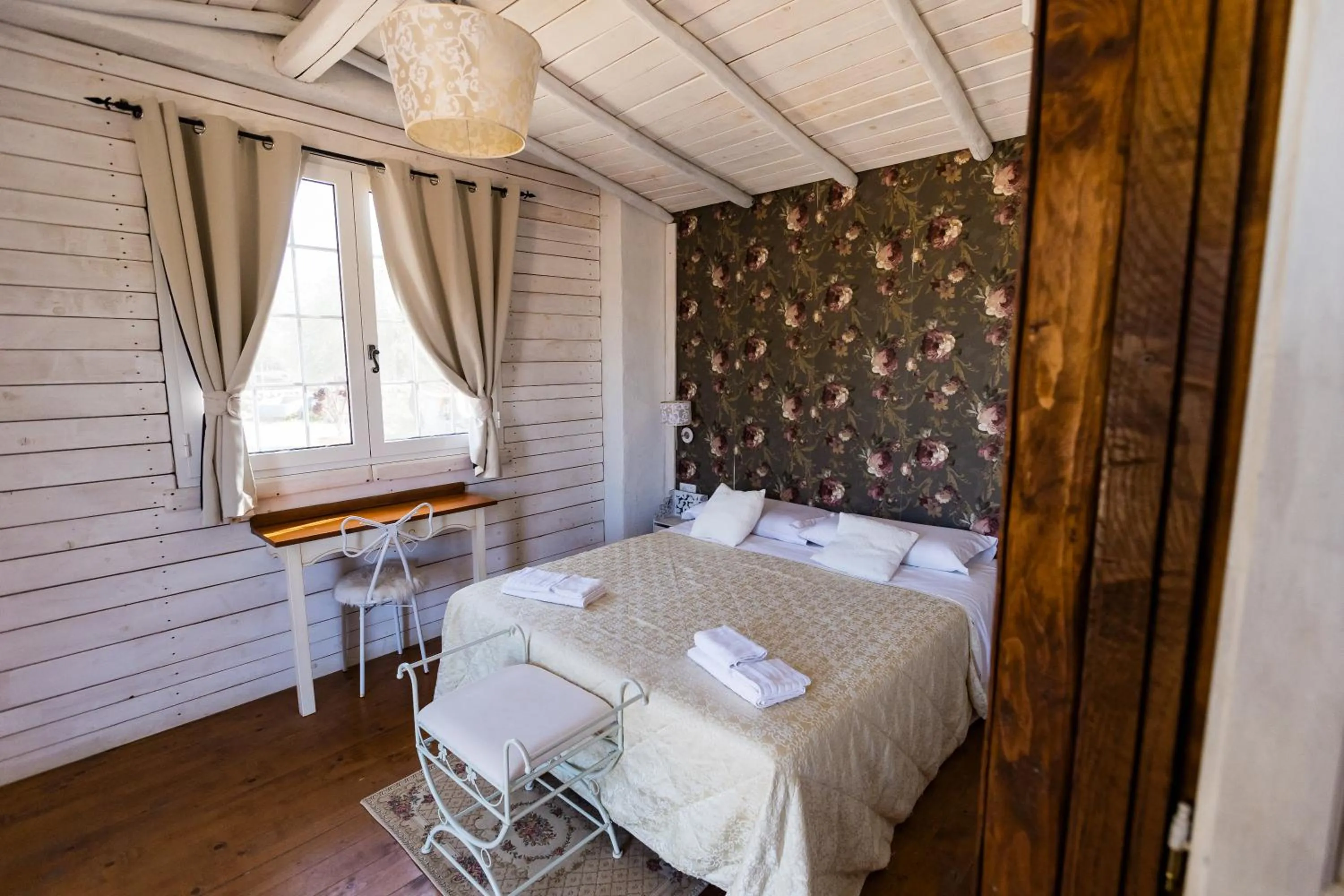 Bed in Ecoparco Neulè