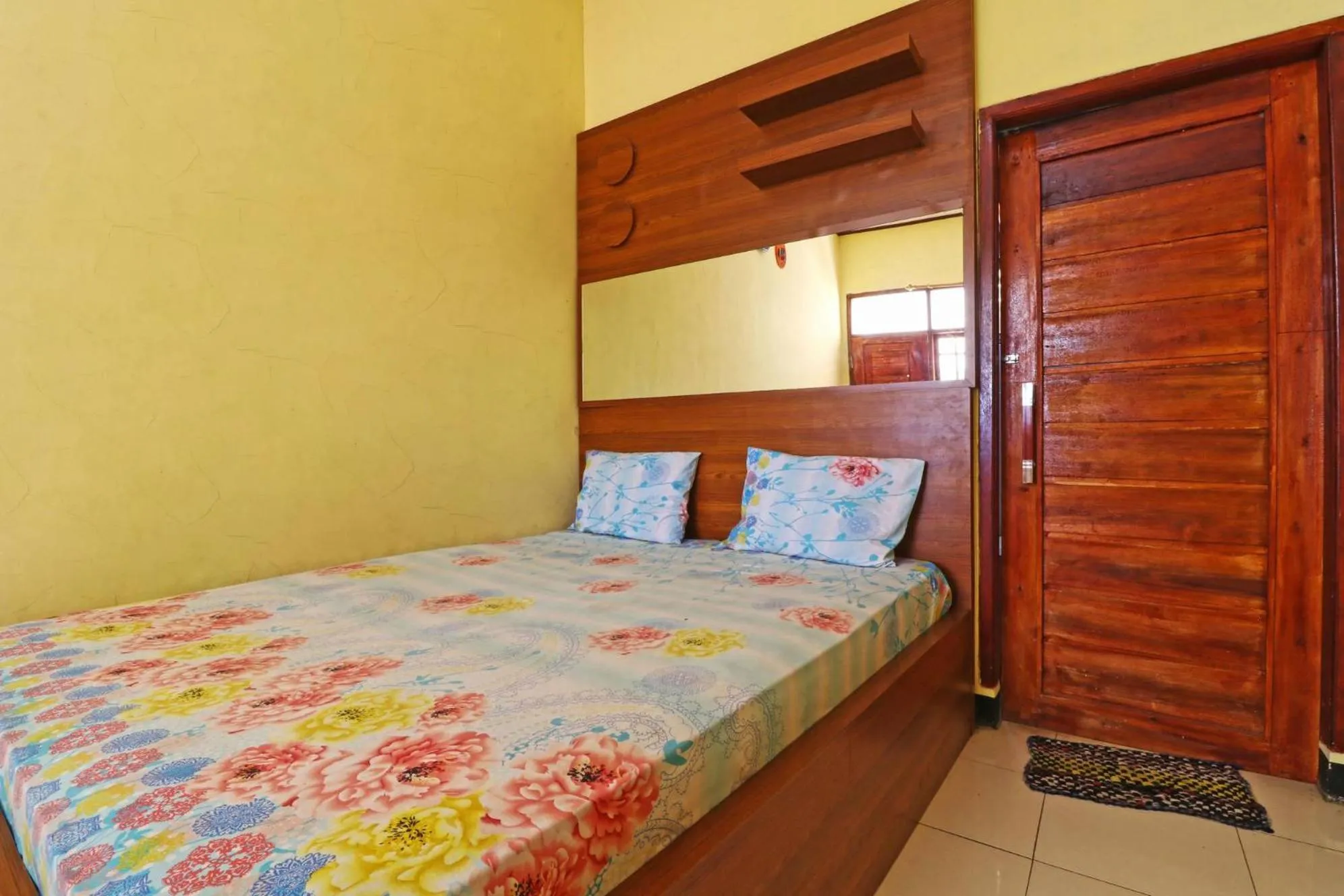 Bedroom, Bed in Hotel Agung Permata Artha