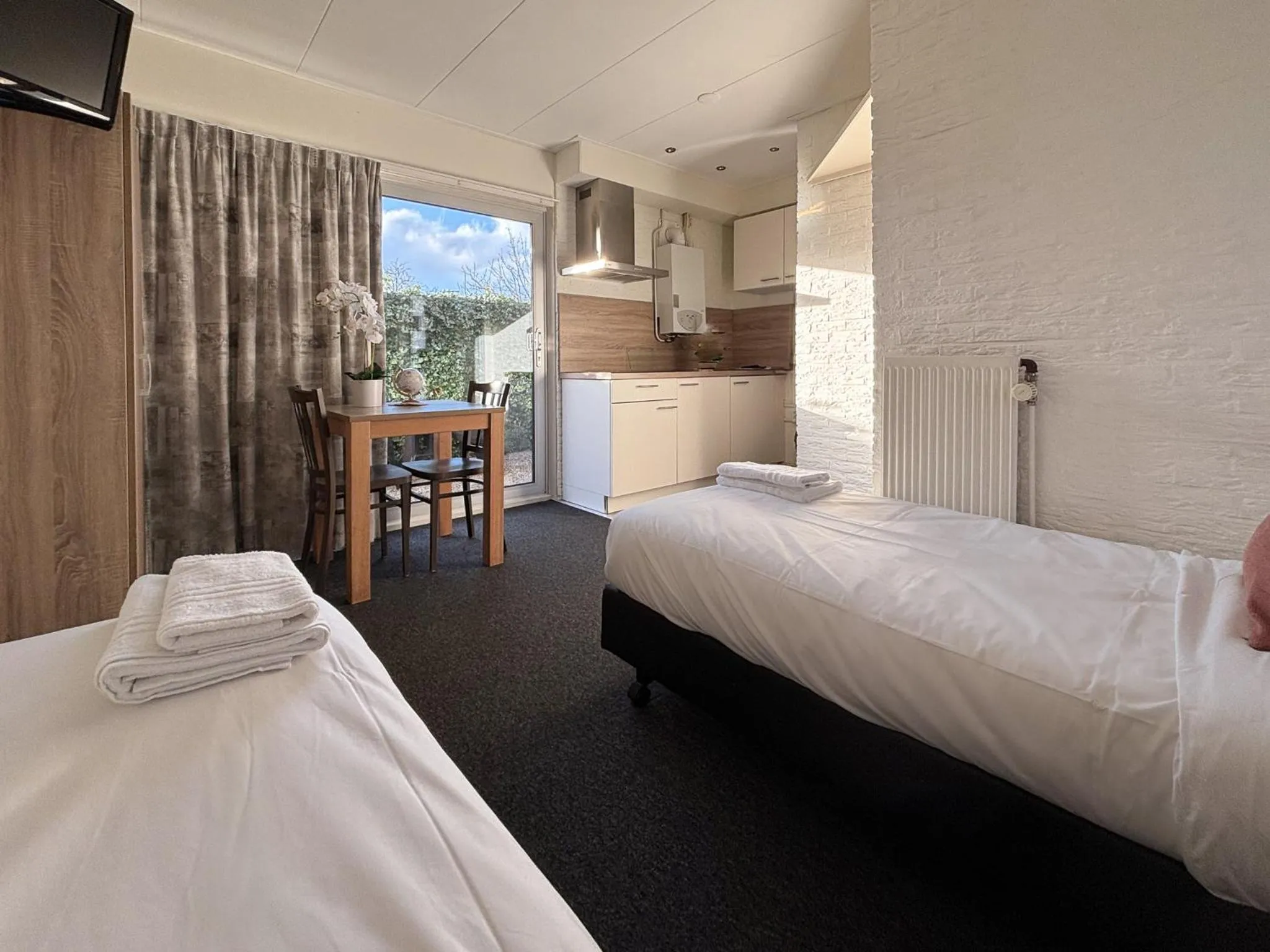 Bed in VISSERSLUST Rooms, Apartments and Houseboats