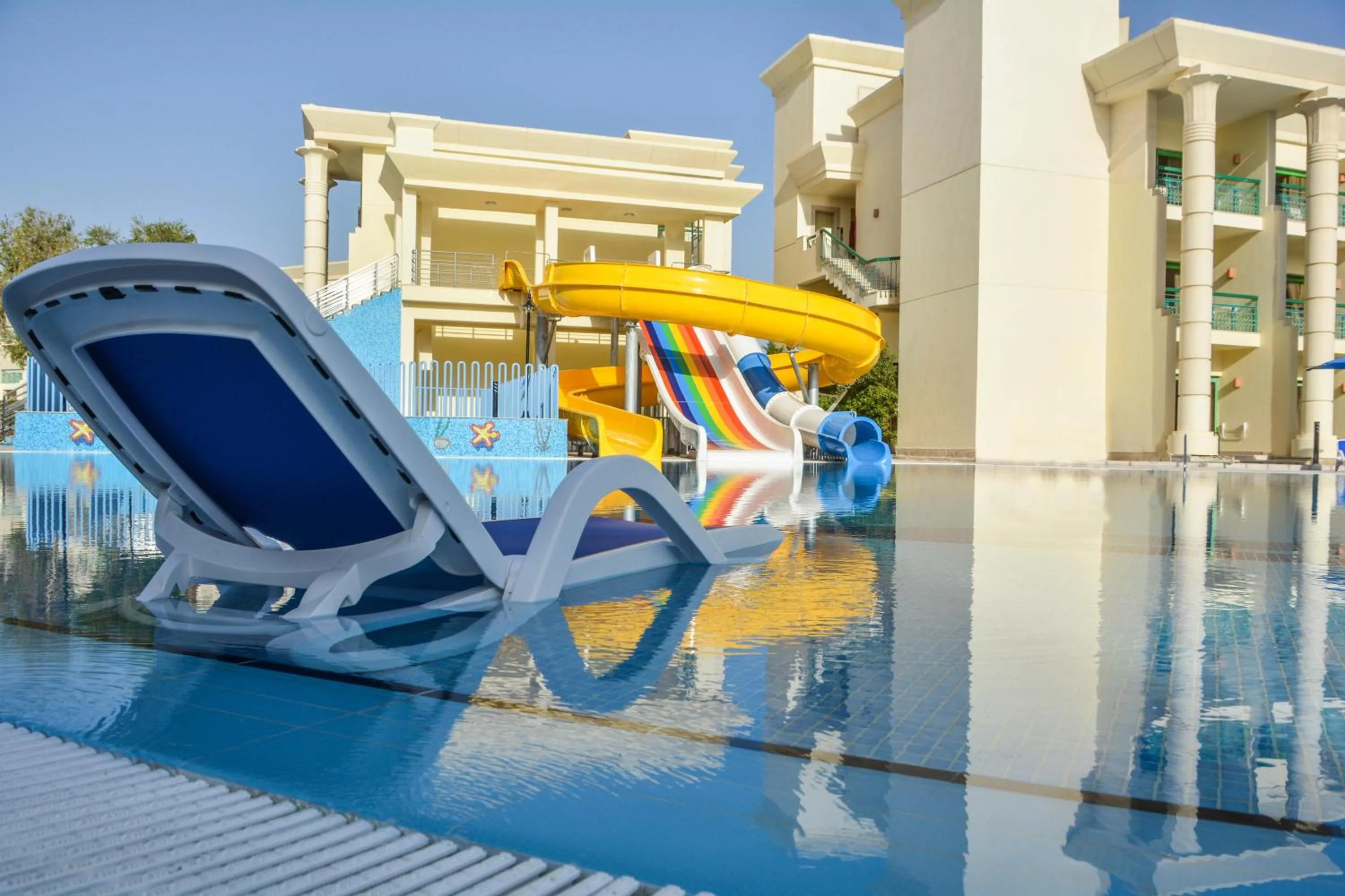 Swimming pool in Swiss Inn Resort Hurghada