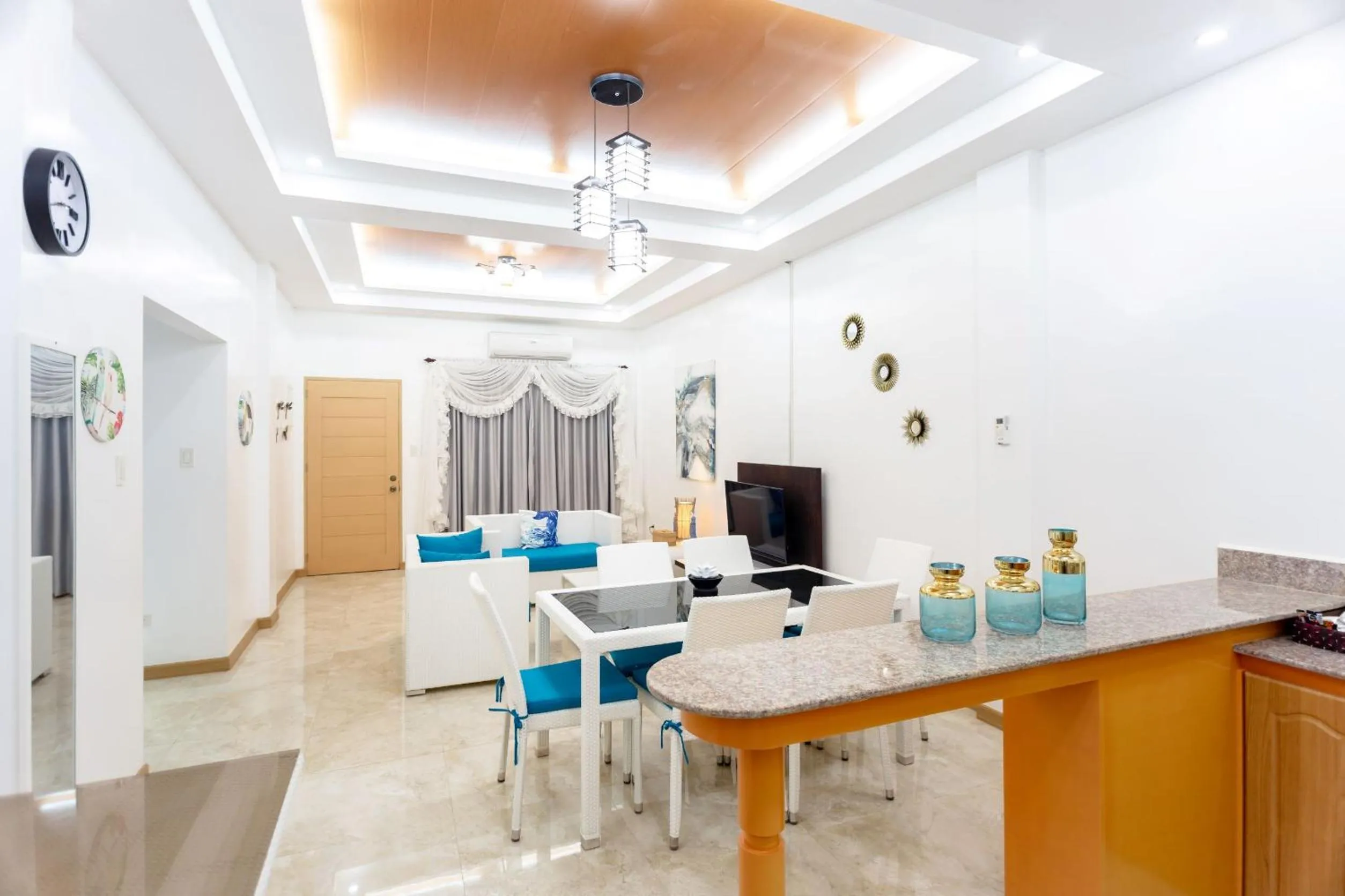 Living room in MADISON GARDEN AND RESIDENCES