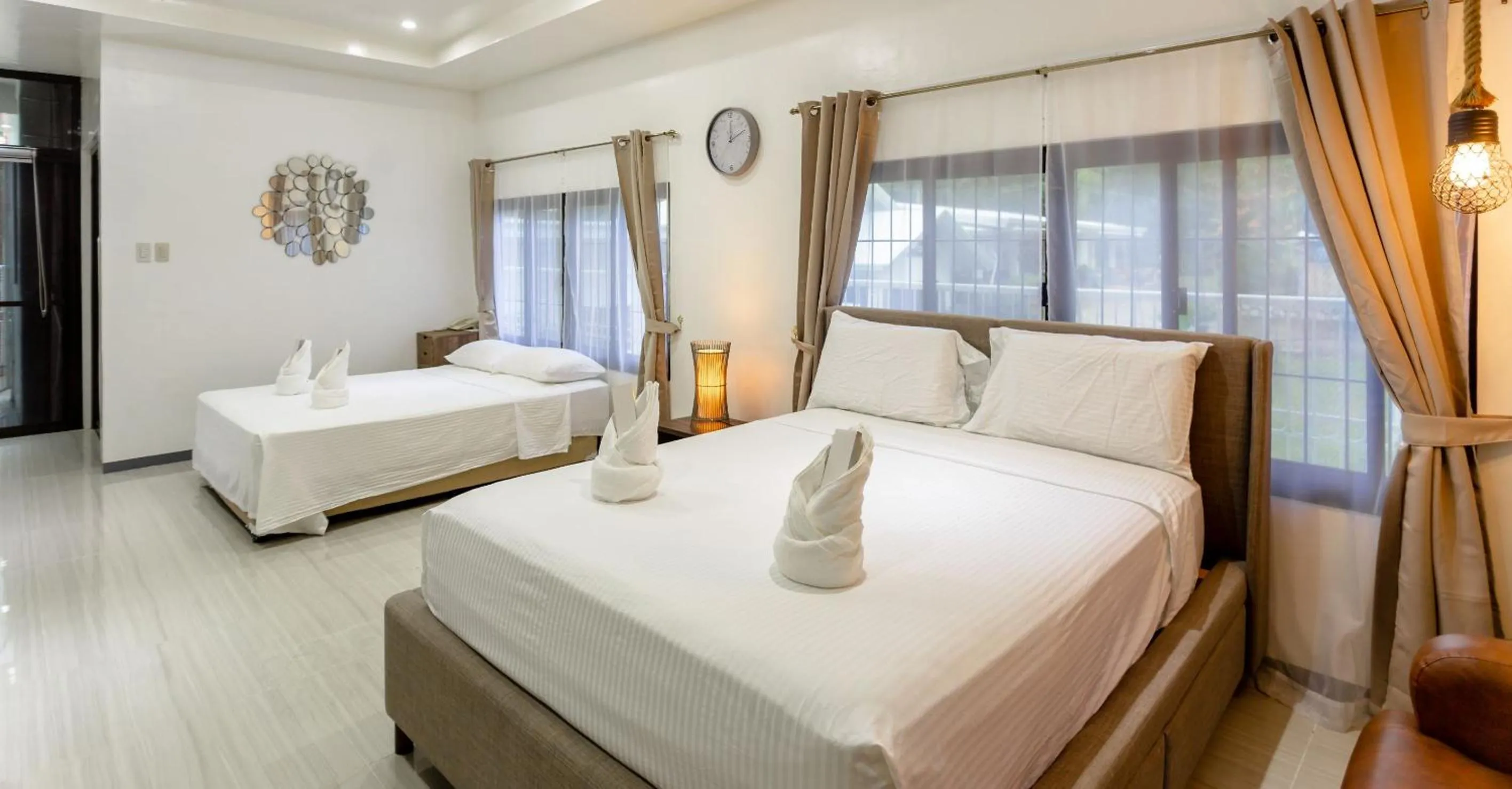 Bed in MADISON GARDEN AND RESIDENCES