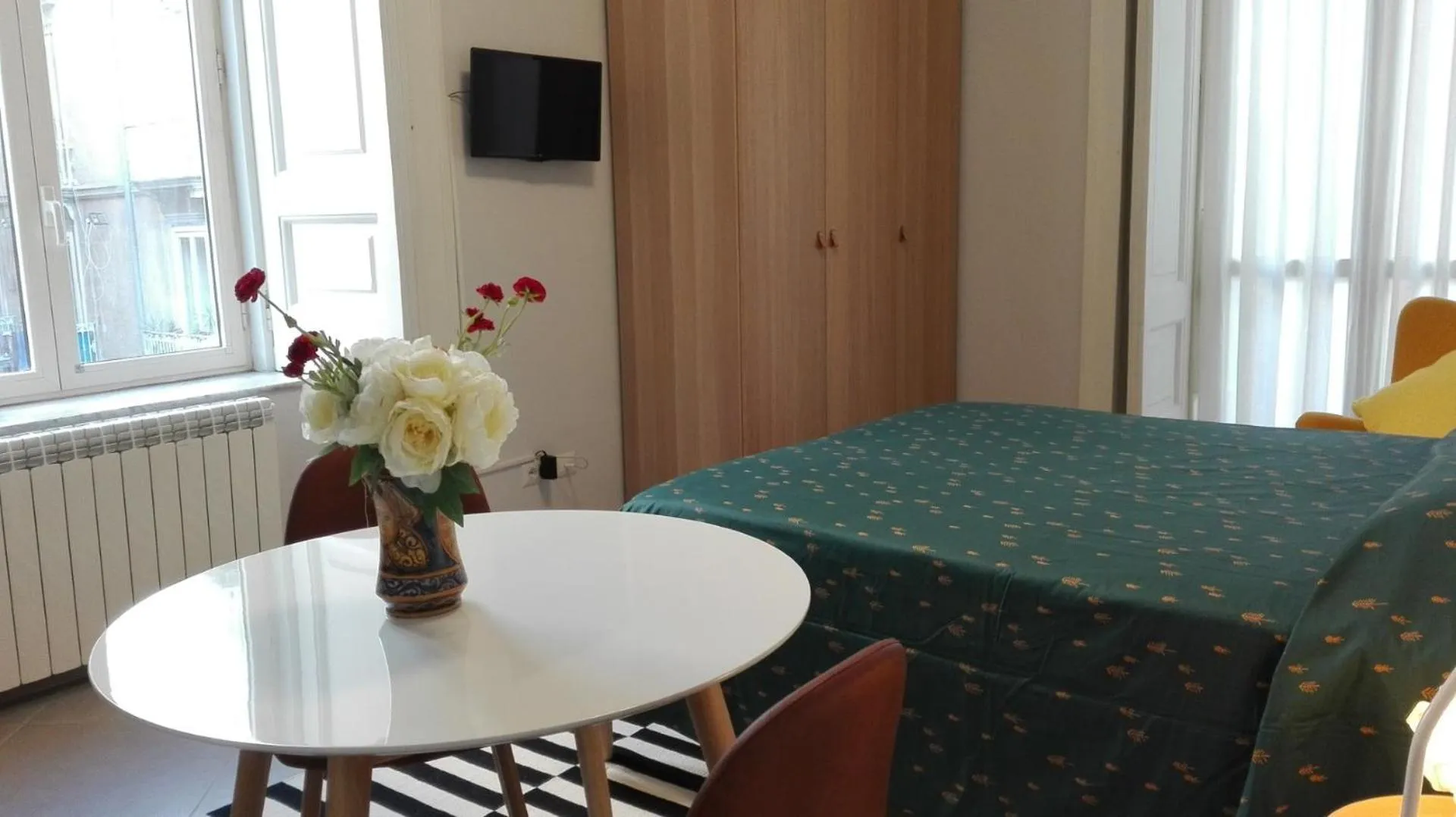 Other, Bed in Piano Nobile by Napoliapartments