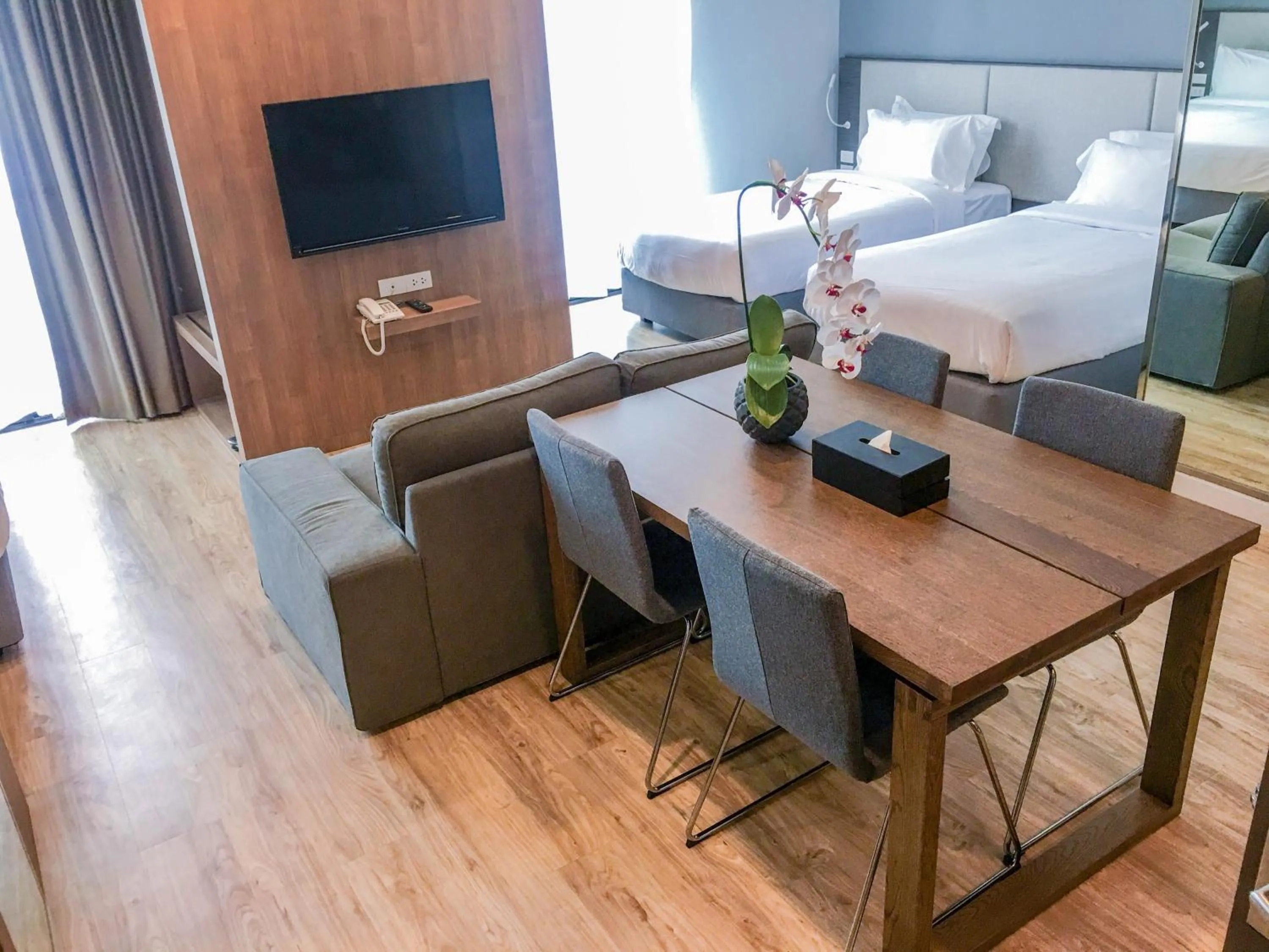 Living room, Bed in Fortune Hotel Buriram