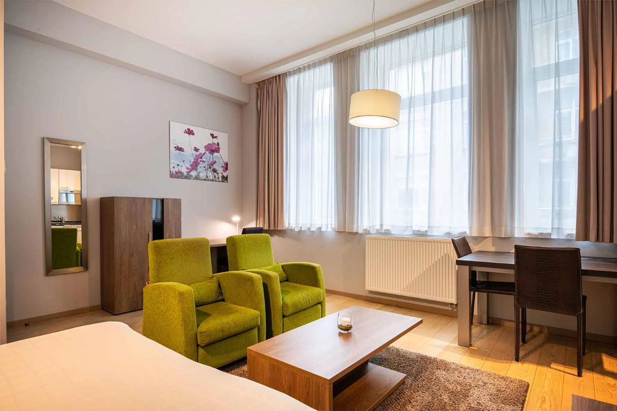 Living room, Bed in Thon Residence Florence Aparthotel