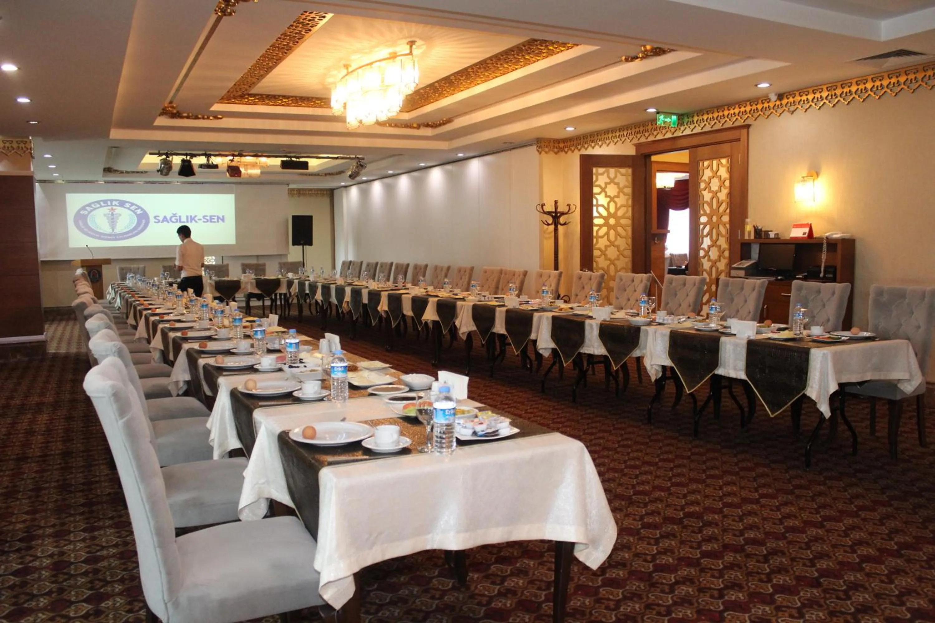 Food and drinks in Sivas Revag Otel