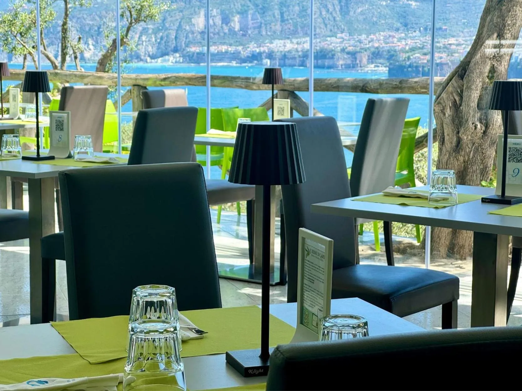 Restaurant/places to eat in Hostel & Glamping Santa Fortunata