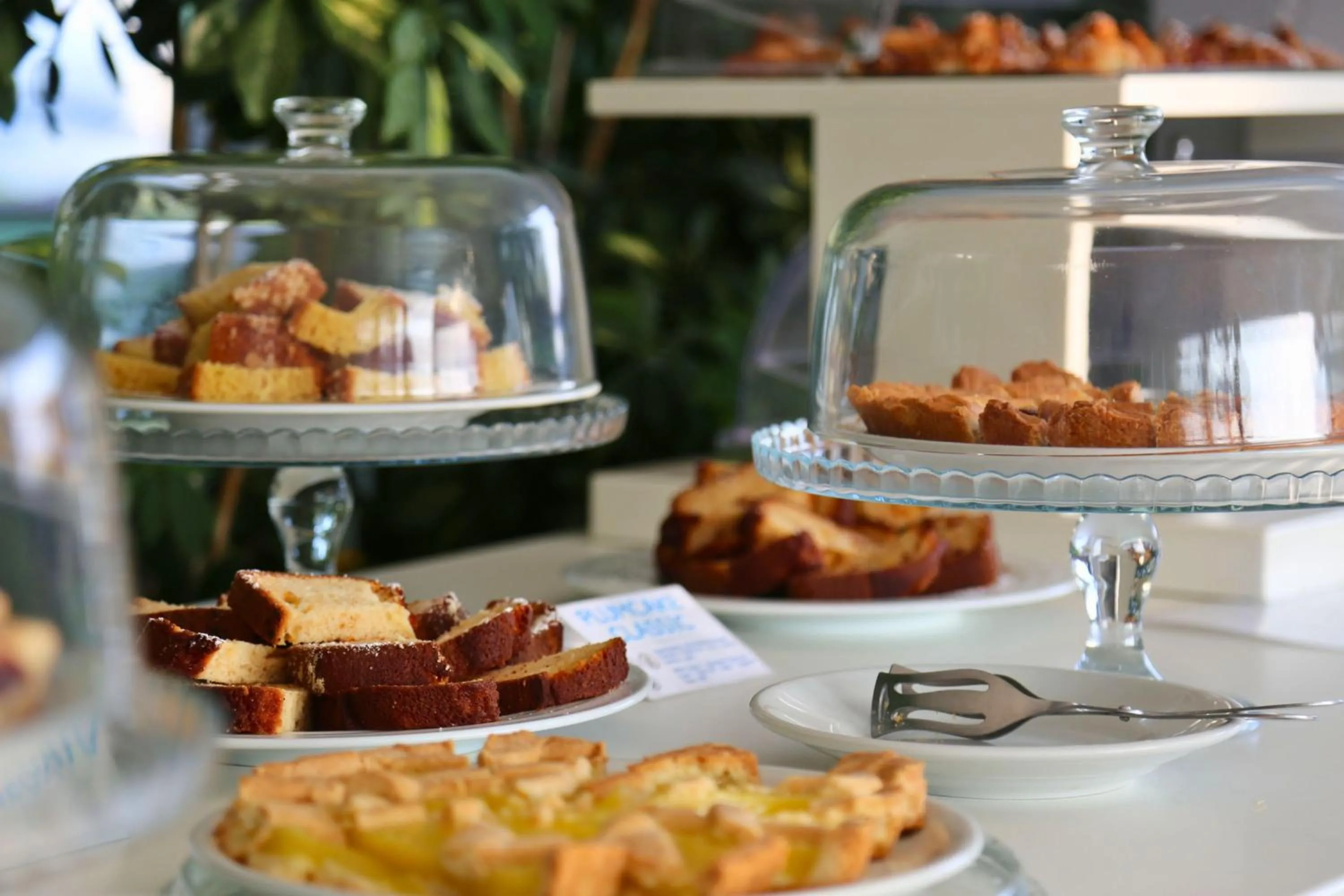 Restaurant/places to eat in Hostel & Glamping Santa Fortunata