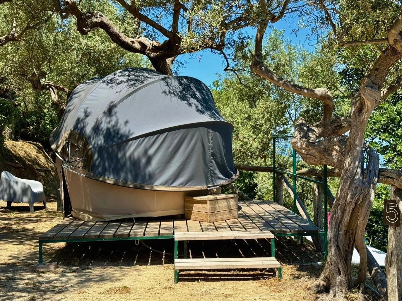 Property building in Hostel & Glamping Santa Fortunata