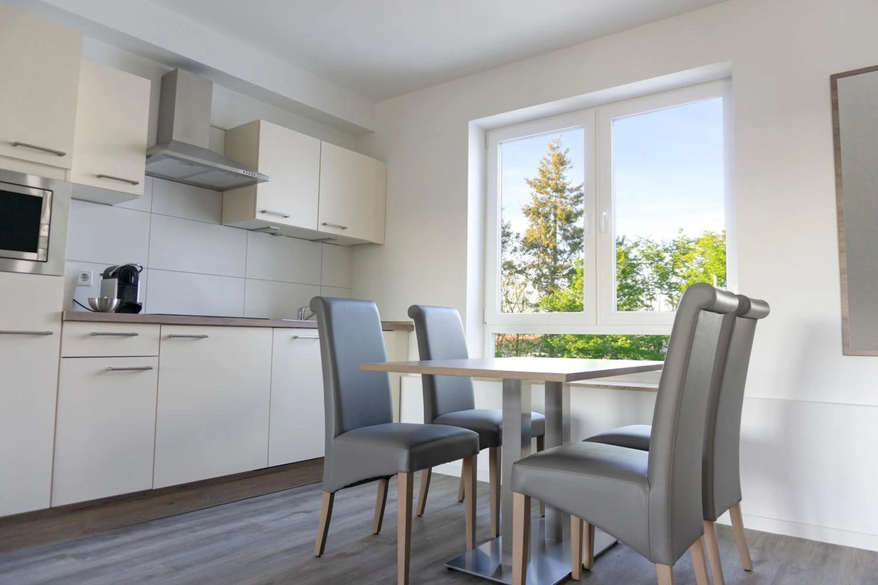 Kitchen or kitchenette in Boardinghouse Living28 Kaarst