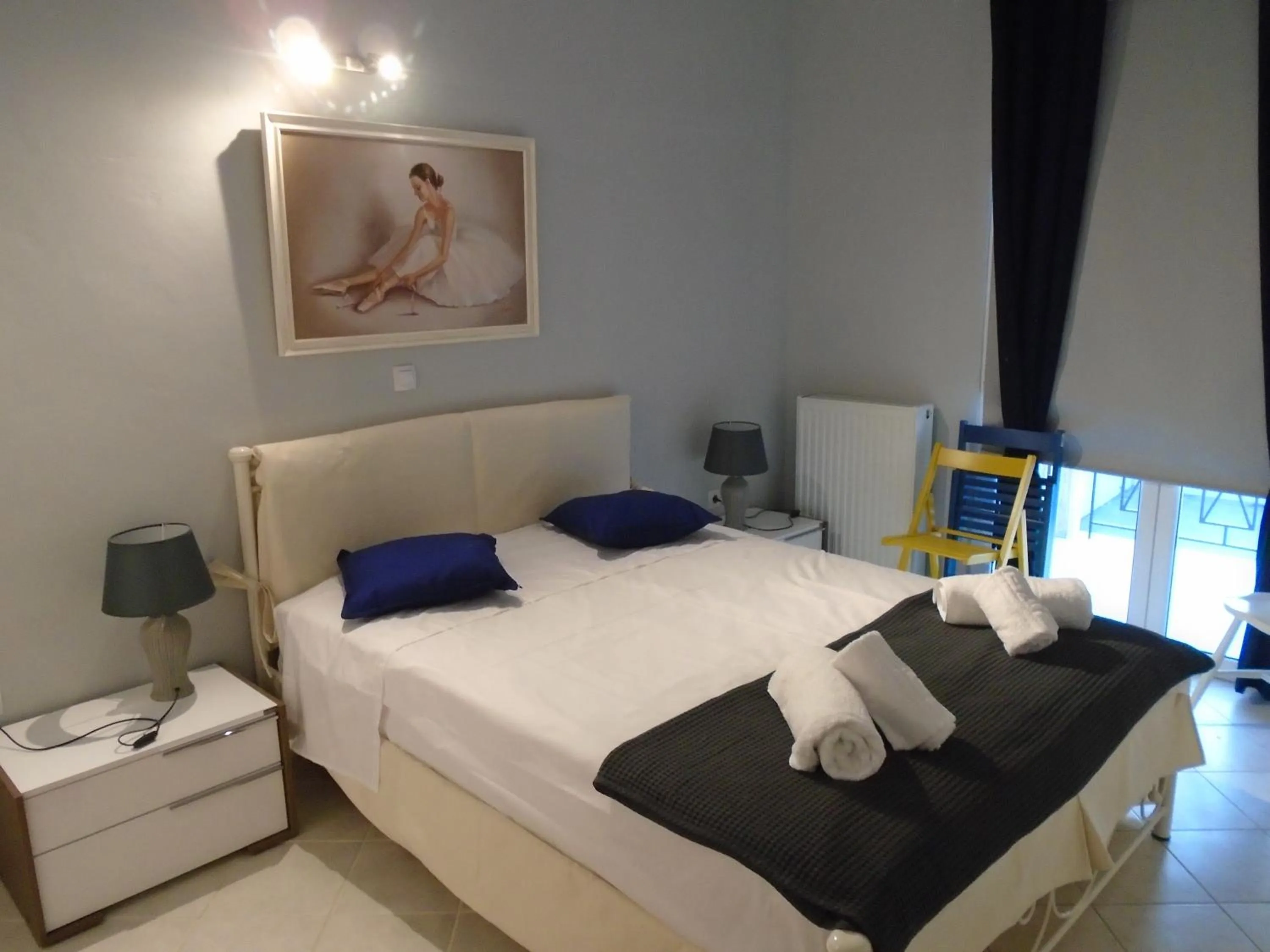 City view, Bed in Xenia Ionis luxury apartments