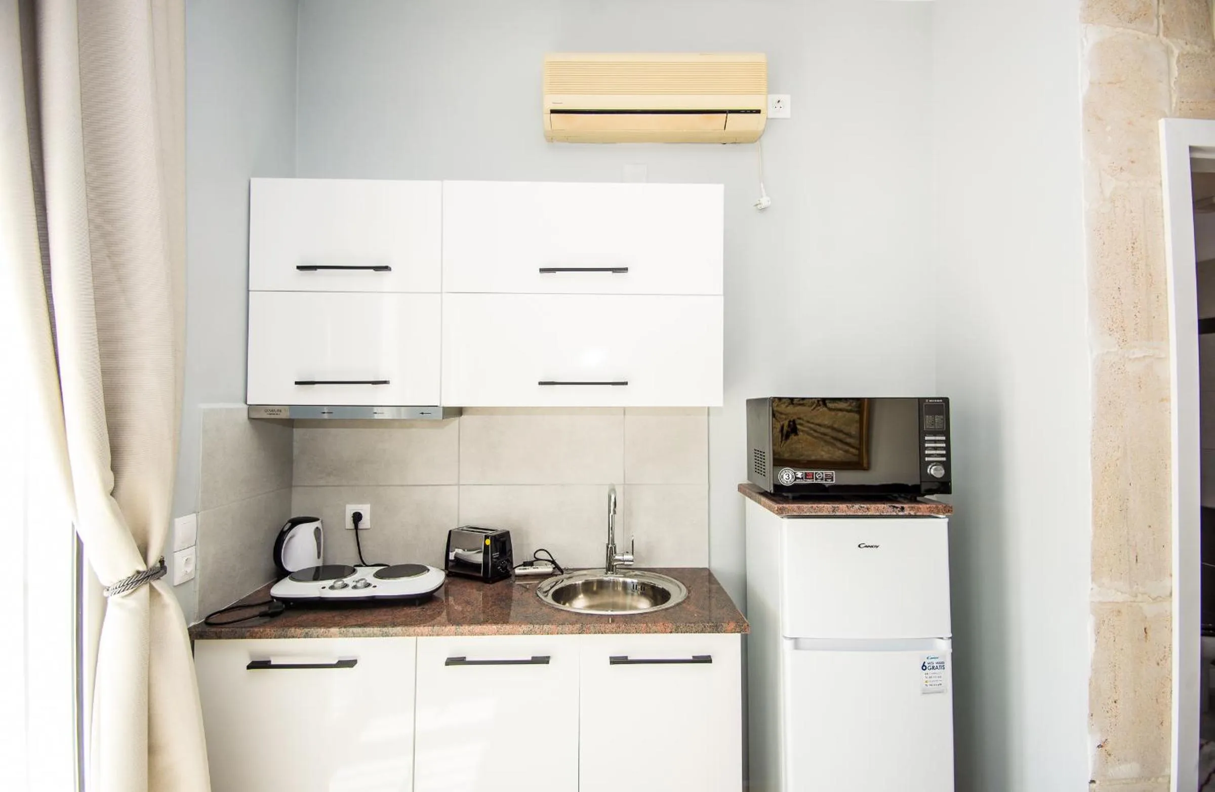 Xenia Ionis luxury apartments