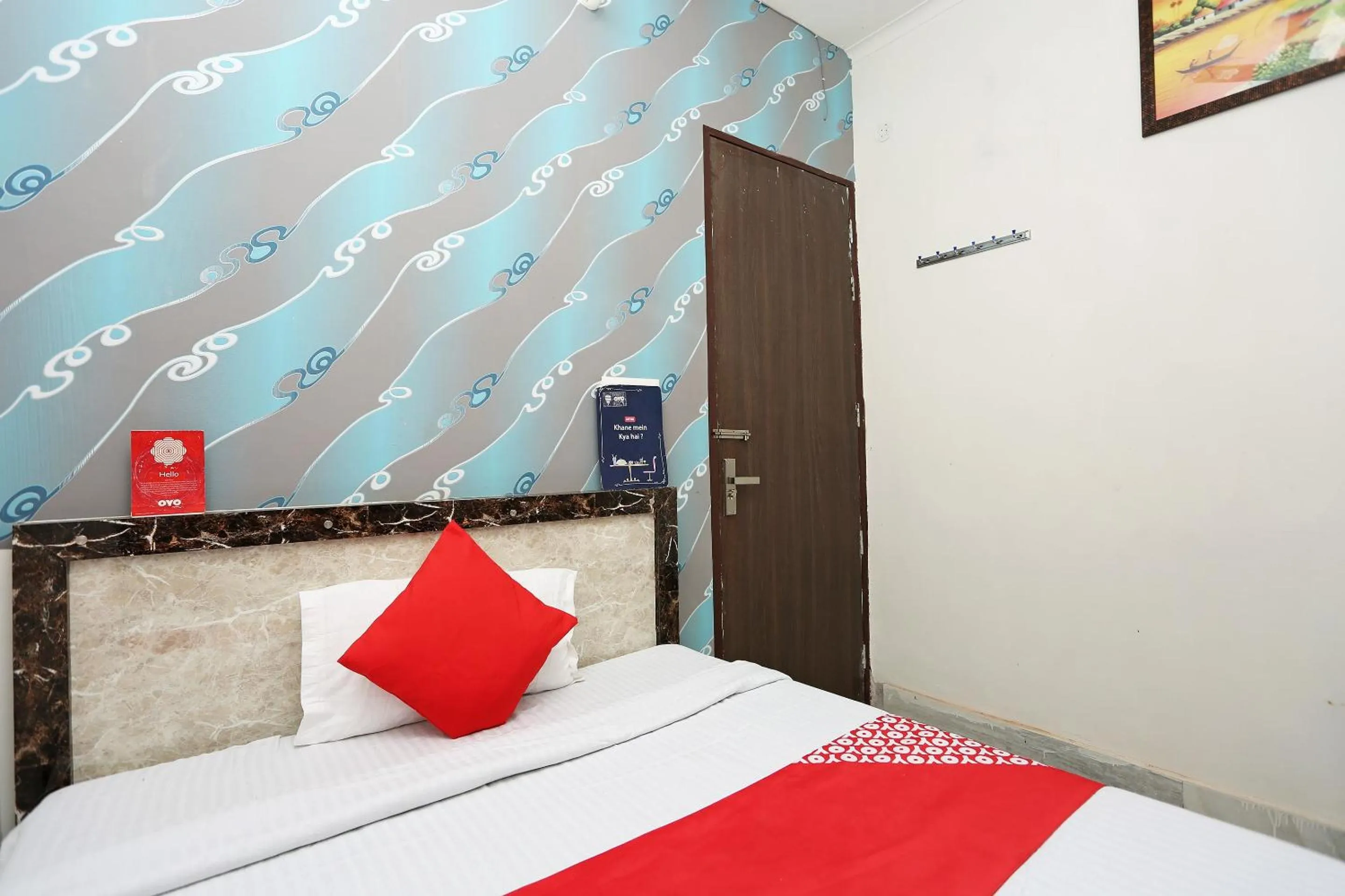 Bedroom, Bed in Hotel O Blue Moon