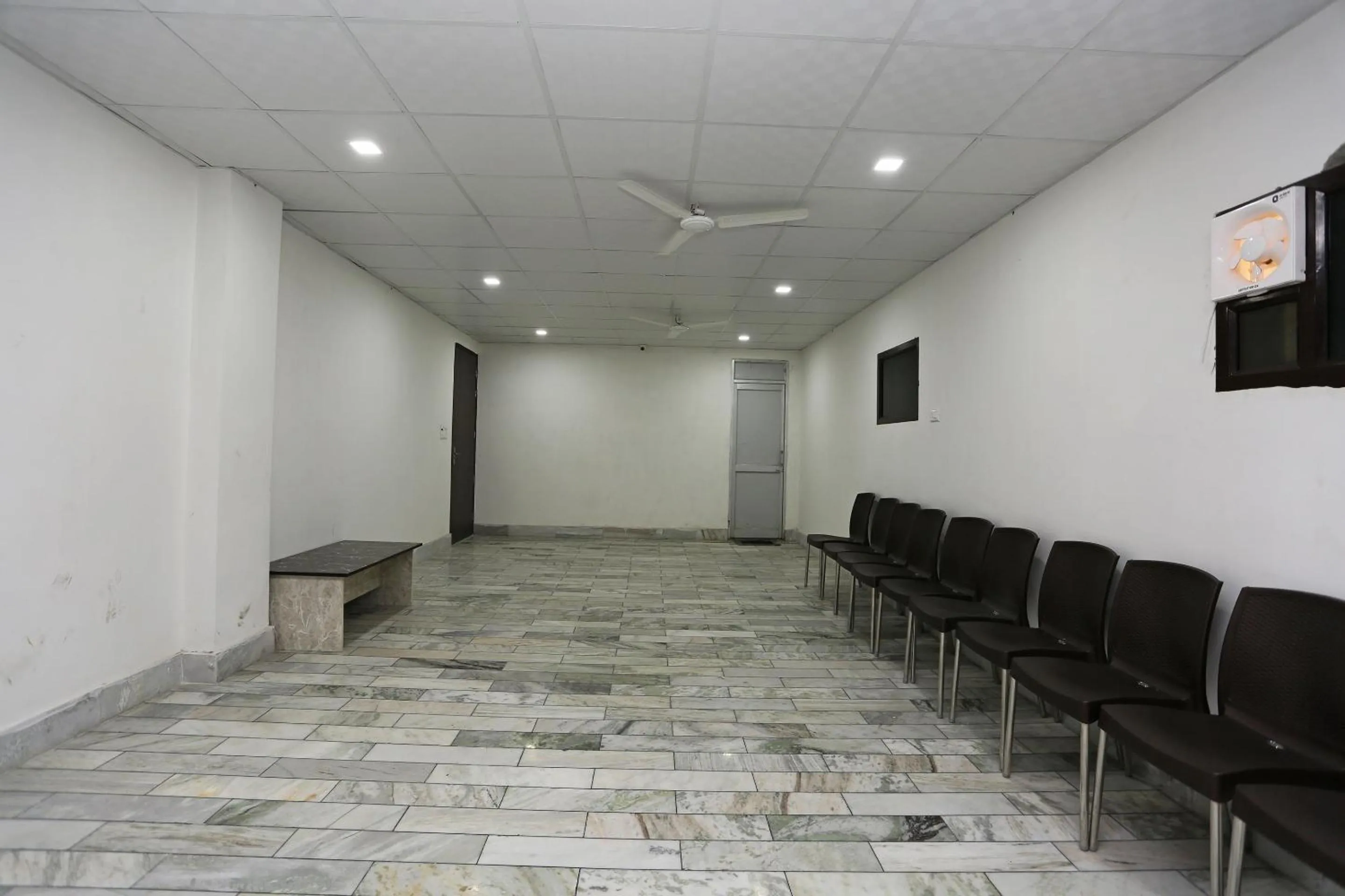 Lobby or reception in Hotel O Blue Moon