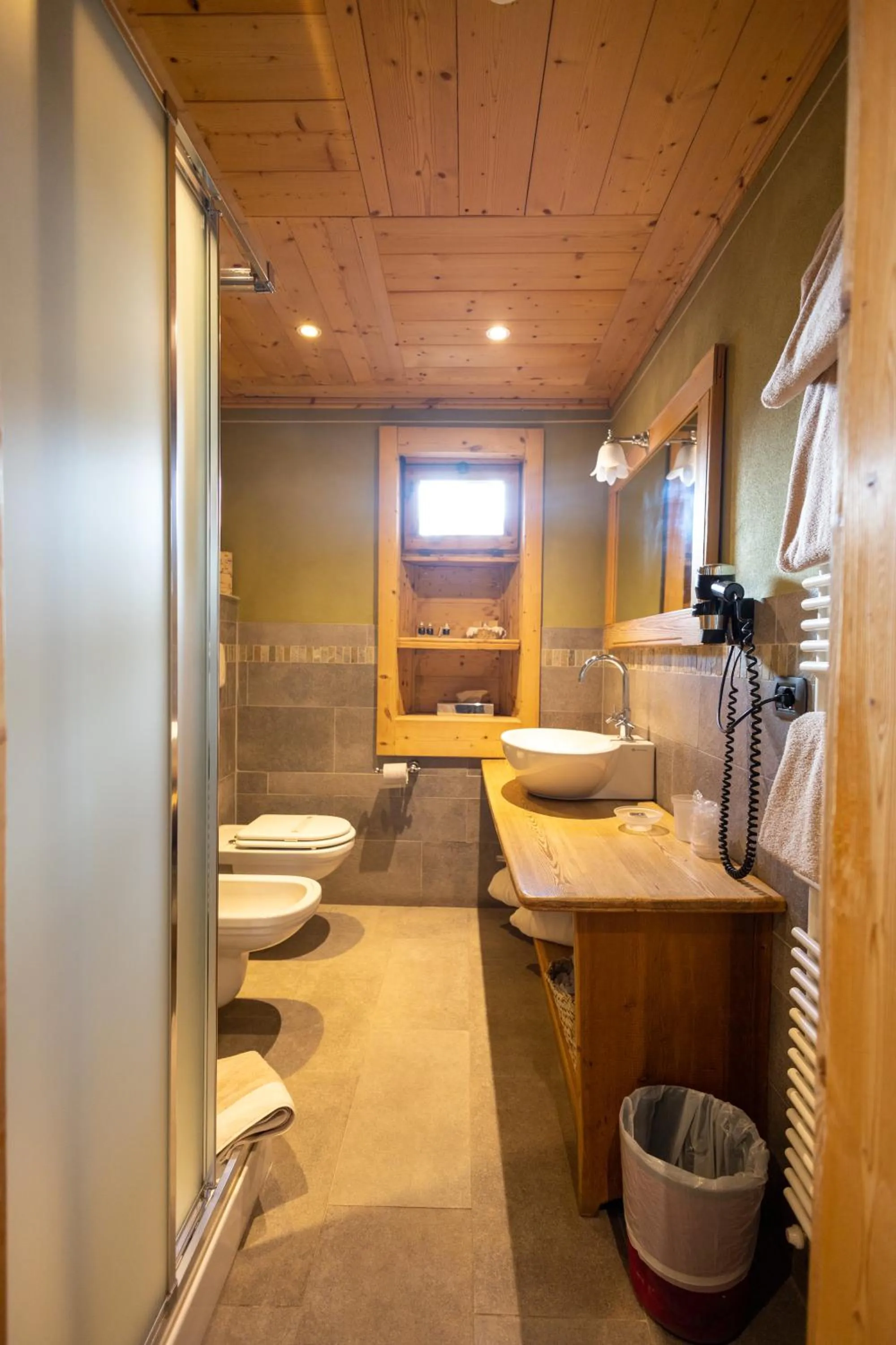 Bathroom in Hotel Bucaneve