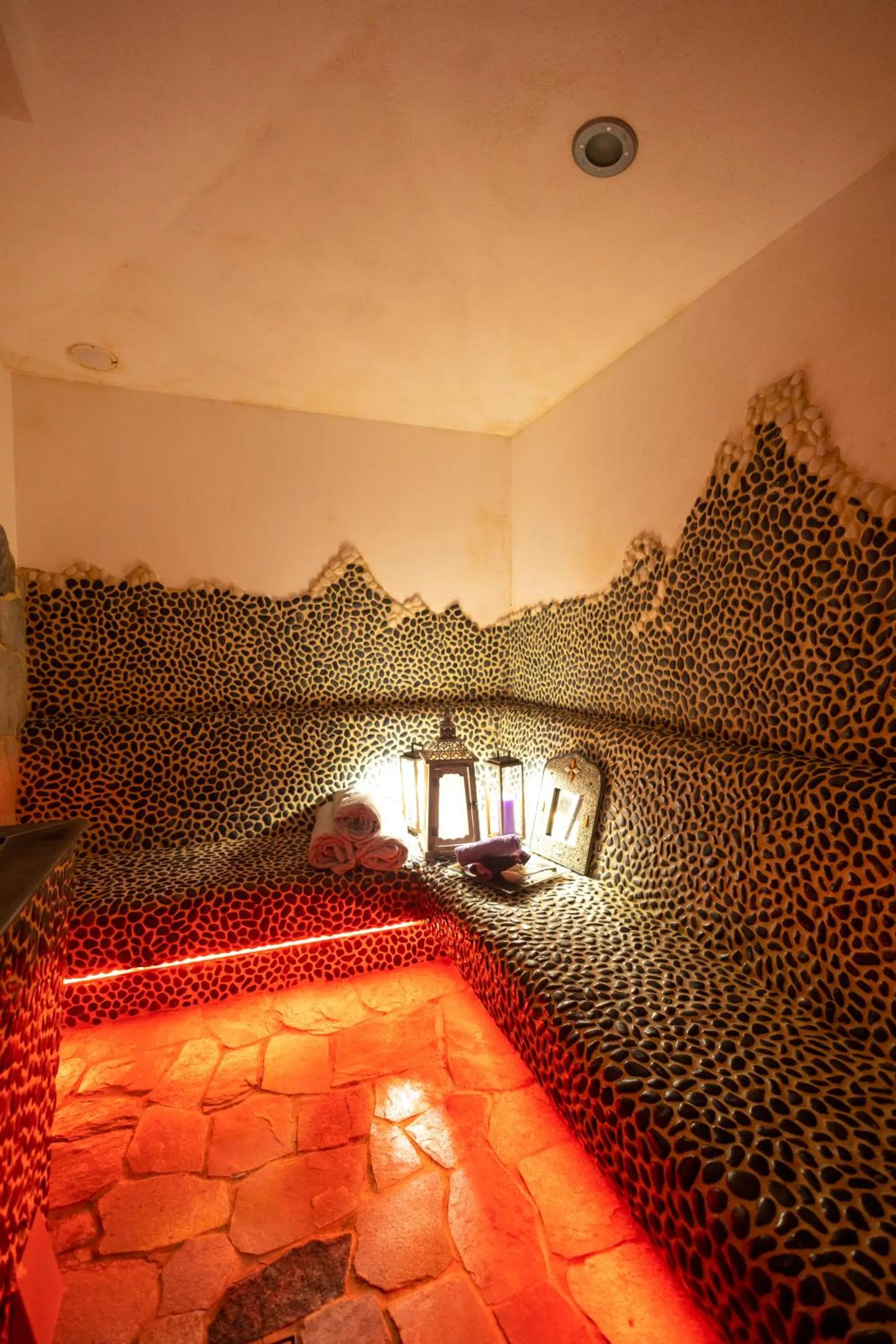 Steam room in Hotel Bucaneve