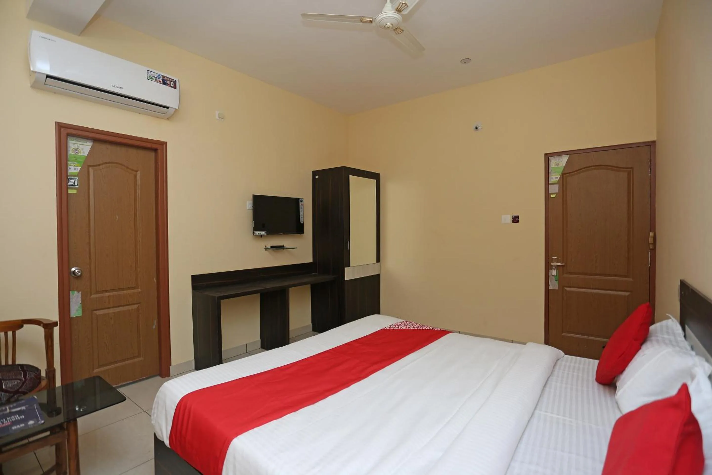 Bedroom in Hotel O Blue Bell