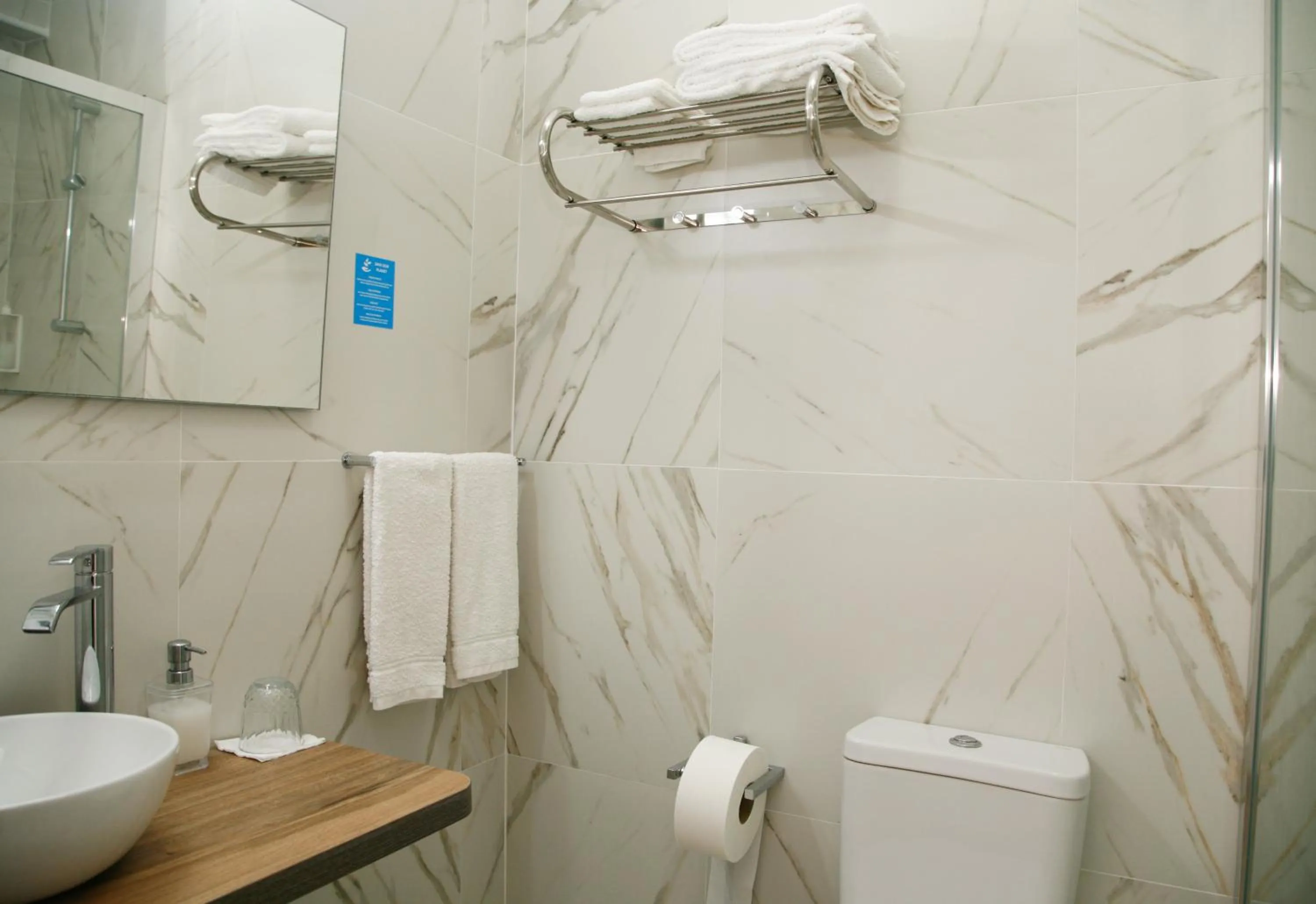 Bathroom in Nova Delpa AL